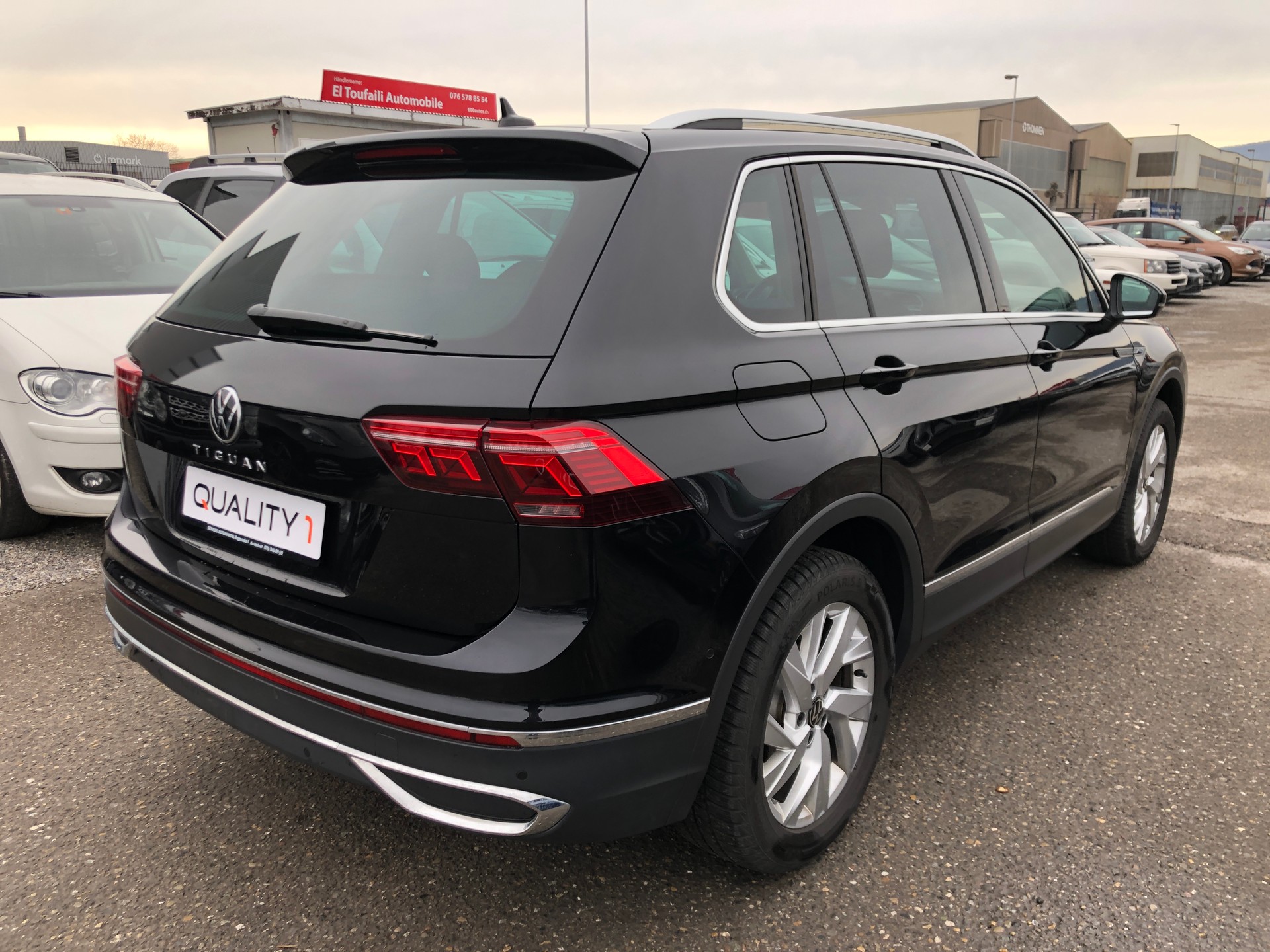 VW Tiguan 2.0 TDI SCR Elegance 4Motion DSG-showroom-element-3