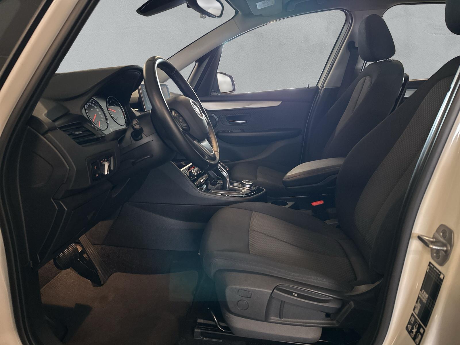 BMW 218d xDrive Gran Tourer (CH) AHK 1.6T (7 Places)-image-10