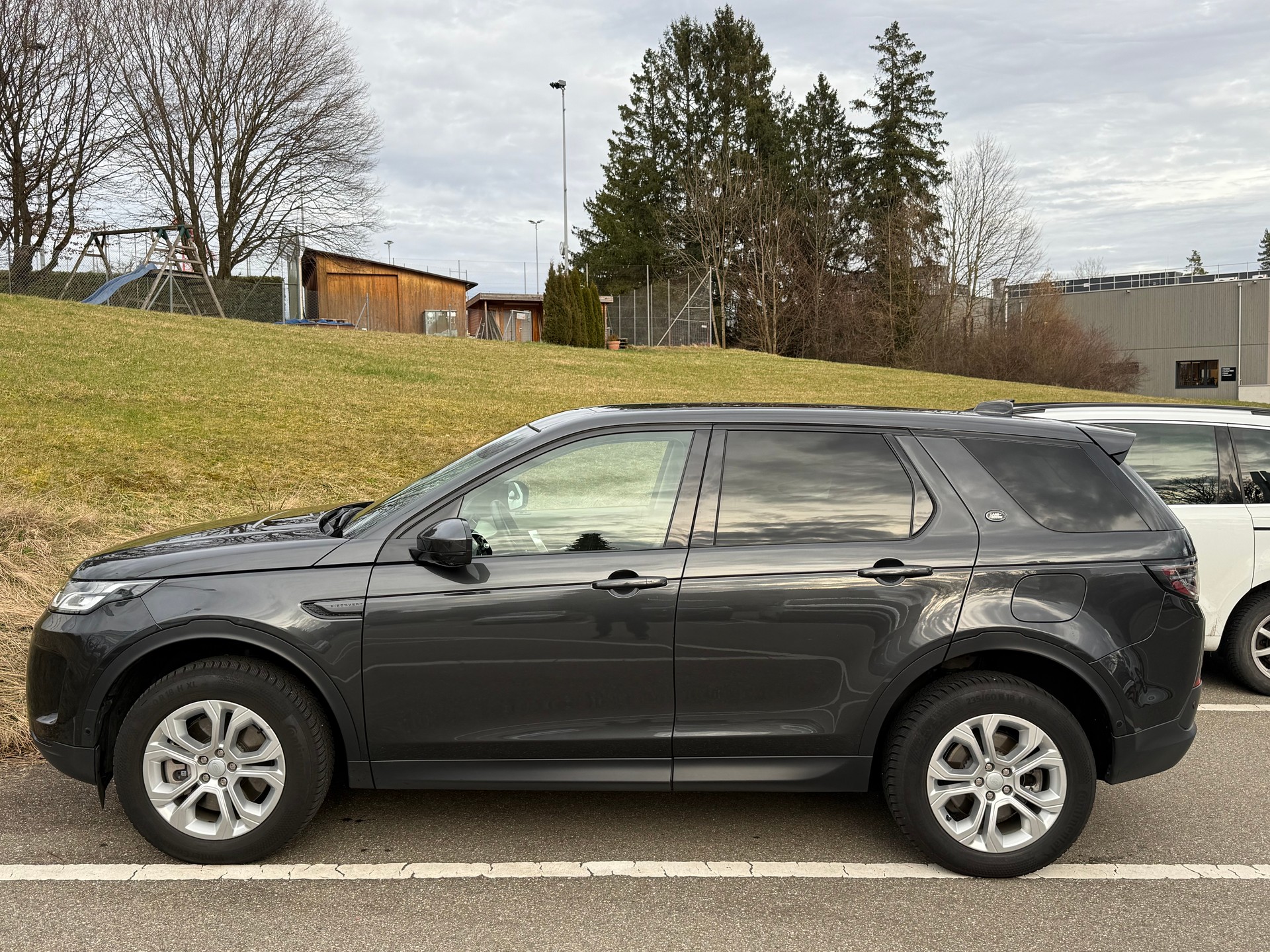 LAND ROVER Discovery Sport P300e 1.5 PHEV S AT8-image-1