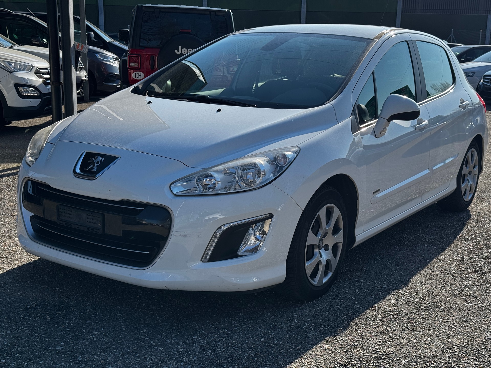 PEUGEOT 308 1.6 16V Turbo Allure Automatic-image-1