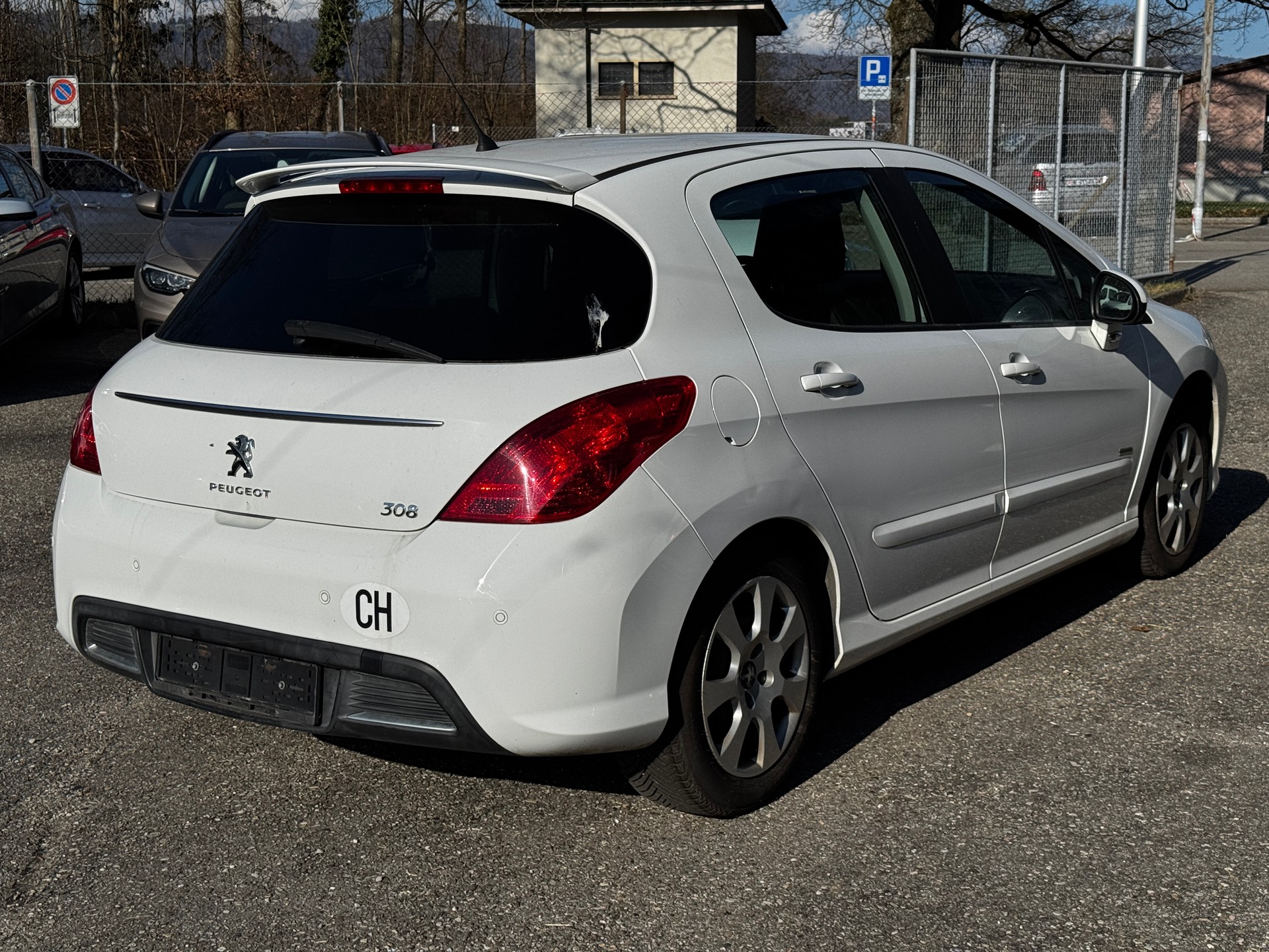 PEUGEOT 308 1.6 16V Turbo Allure Automatic-image-3
