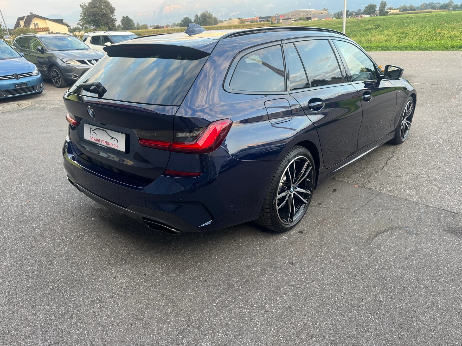 BMW M340d xDrive 48V Touring Steptronic Sport-image-9
