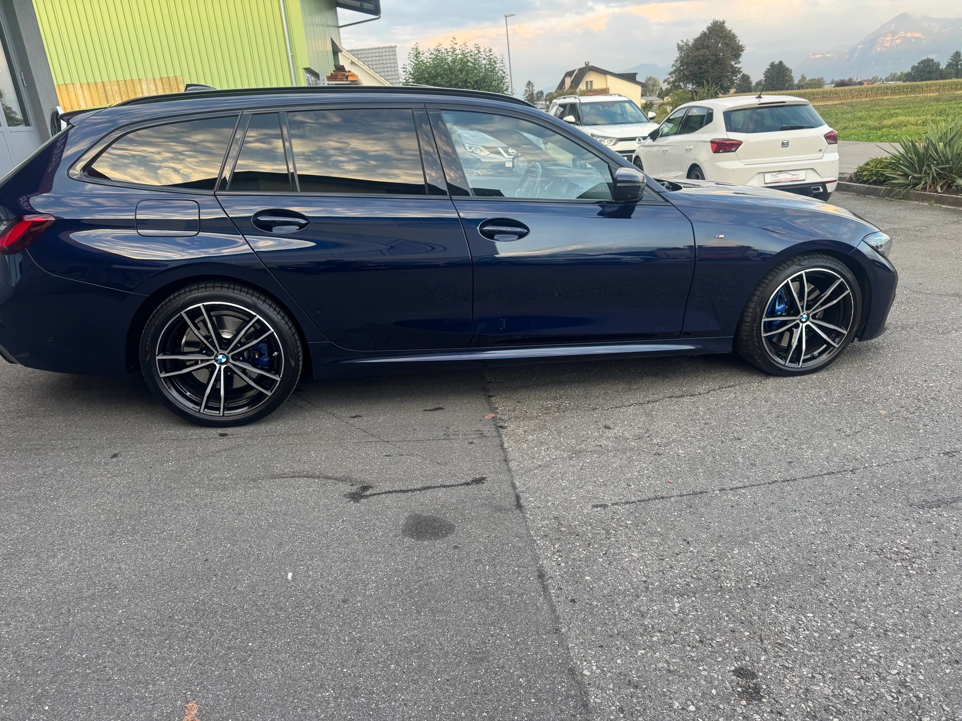 BMW M340d xDrive 48V Touring Steptronic Sport-image-10