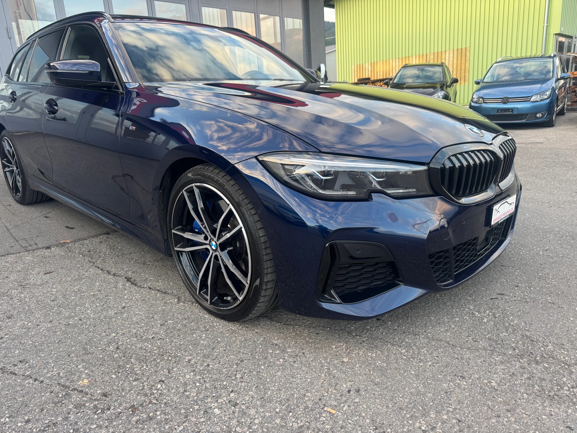 BMW M340d xDrive 48V Touring Steptronic Sport-image-2