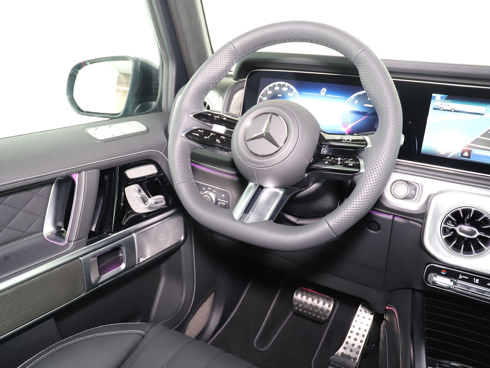 MERCEDES-BENZ G 450d 9G-Tronic-image-13