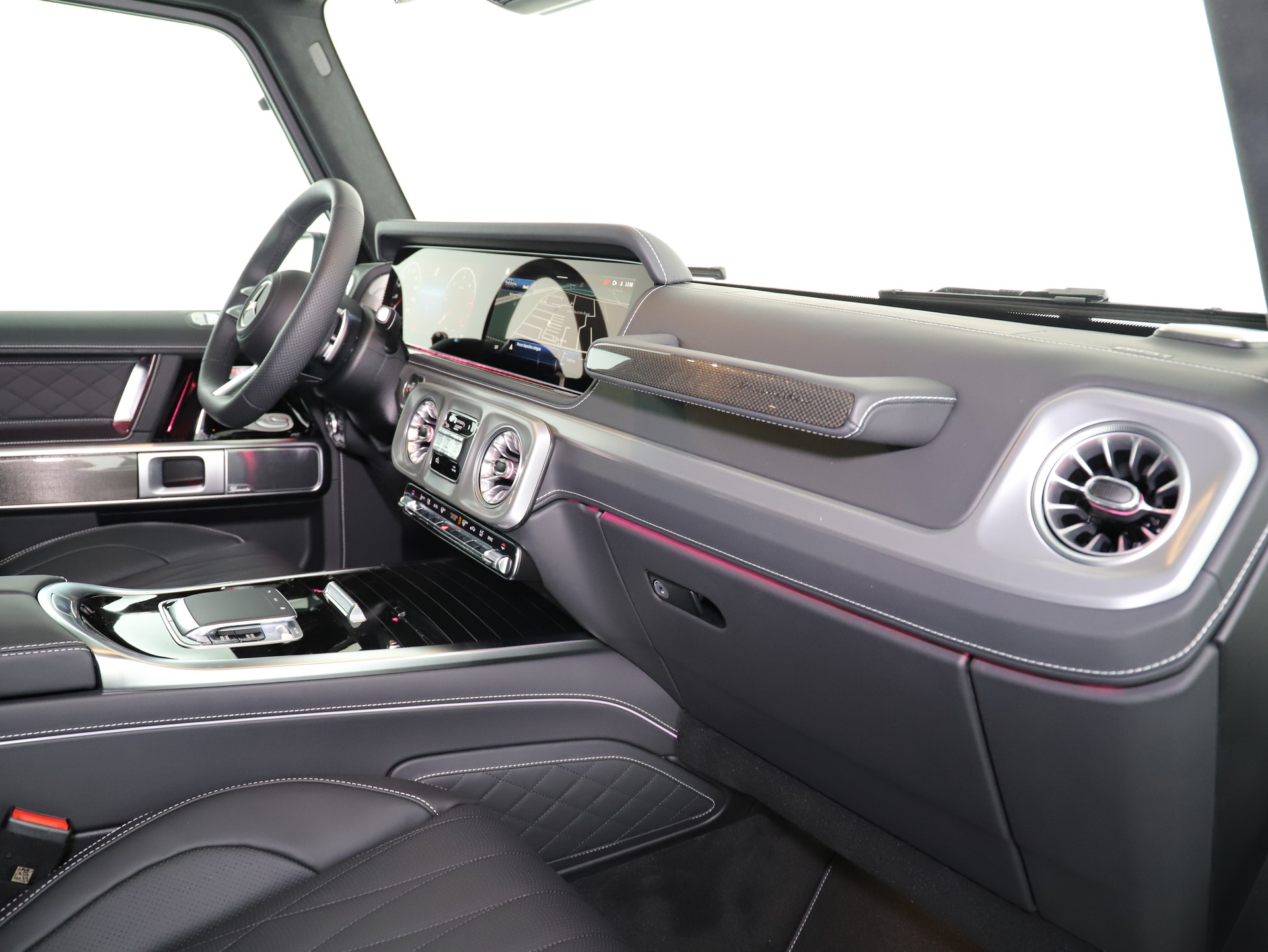 MERCEDES-BENZ G 450d 9G-Tronic-image-10