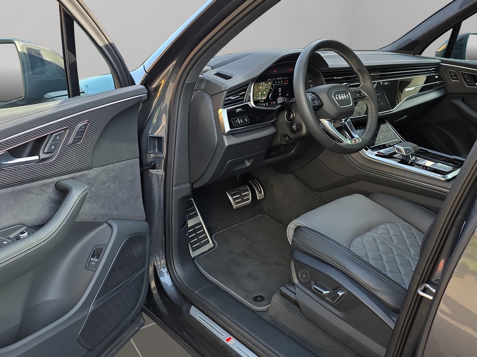 AUDI SQ7 TFSI quattro tiptronic "Audi Exclusive"-image-6