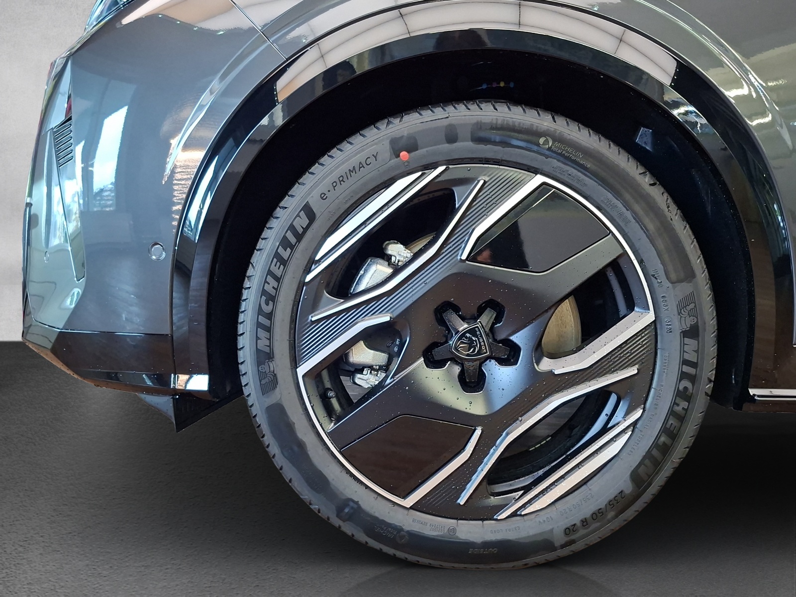 PEUGEOT 3008 e-Launch Edition AWD 73kWh-image-15