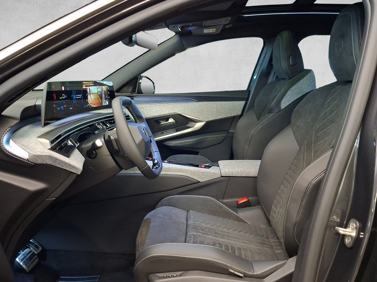 PEUGEOT 3008 e-Launch Edition AWD 73kWh-image-8