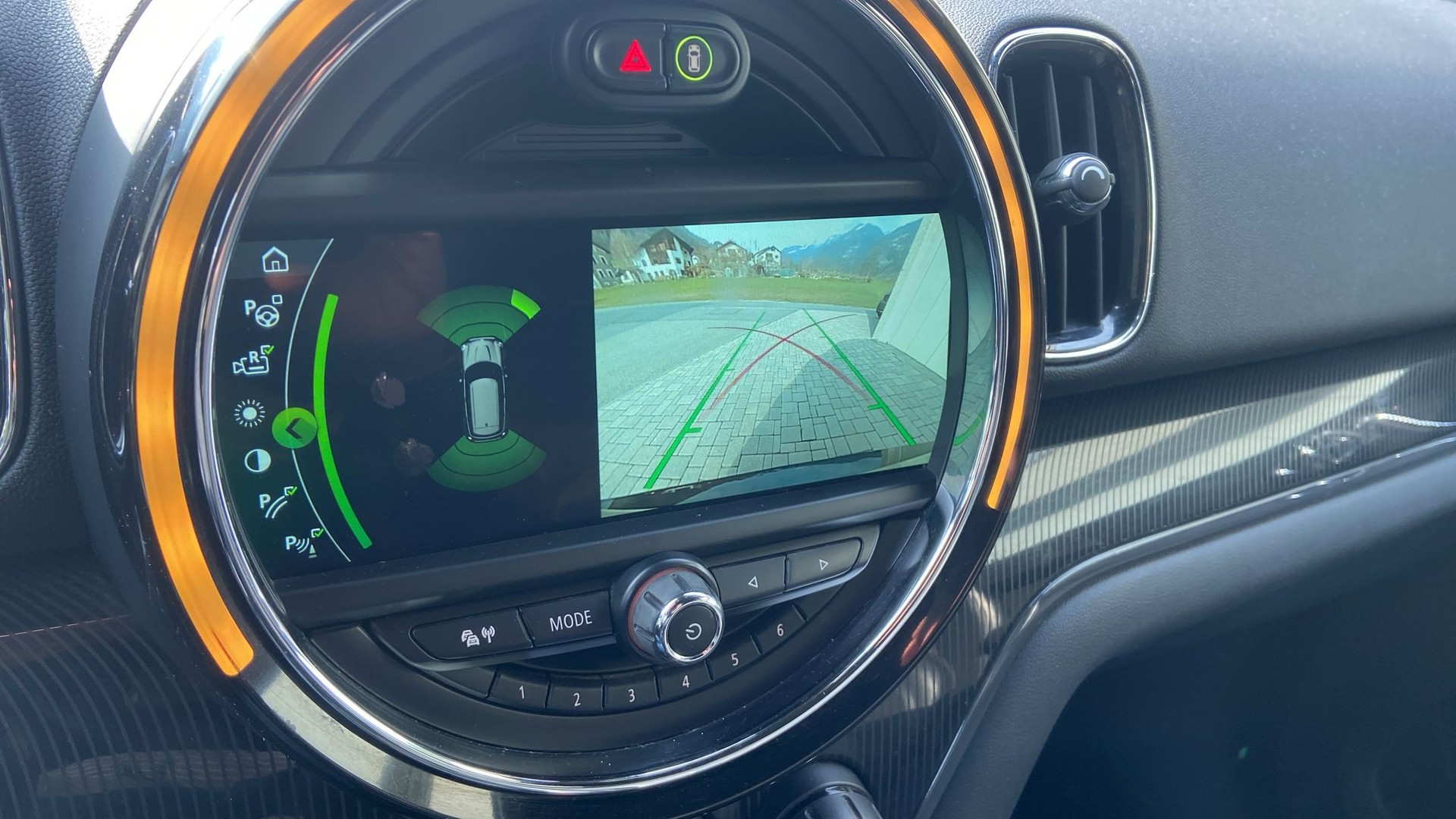 MINI Countryman Cooper S E ALL4 Steptronic-image-10
