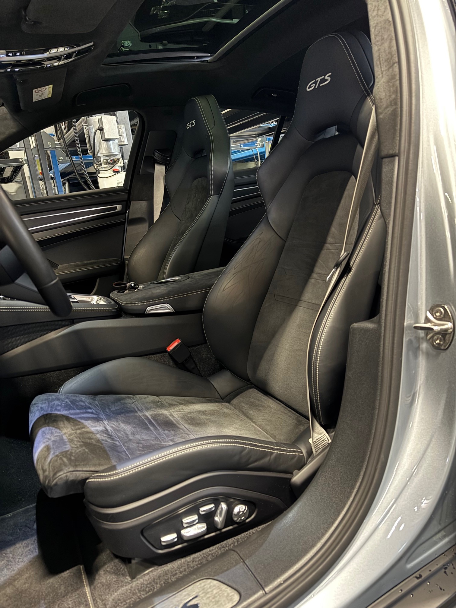 PORSCHE Panamera GTS PDK *PA 11.27*-image-8