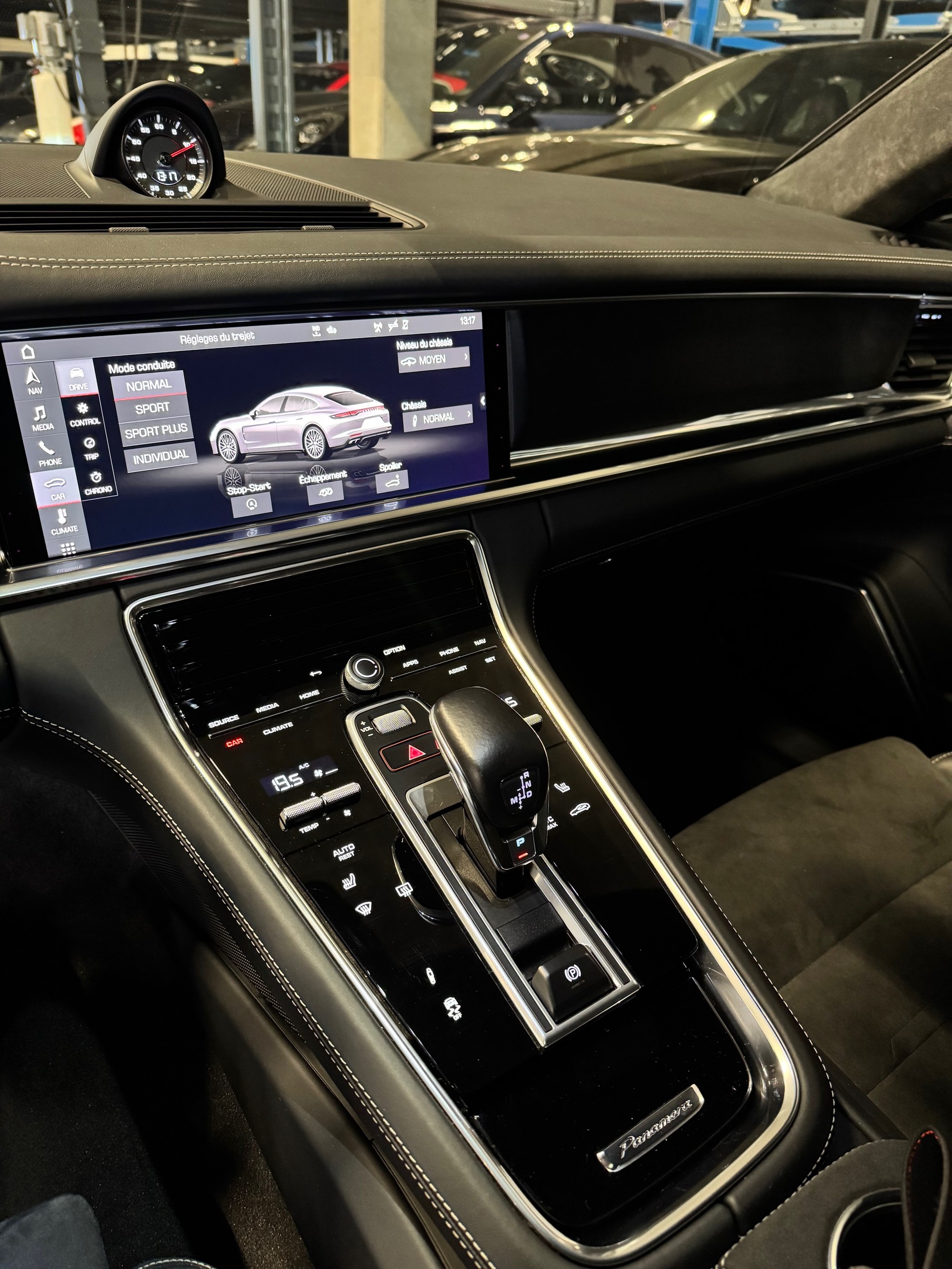 PORSCHE Panamera GTS PDK *PA 11.27*-image-10