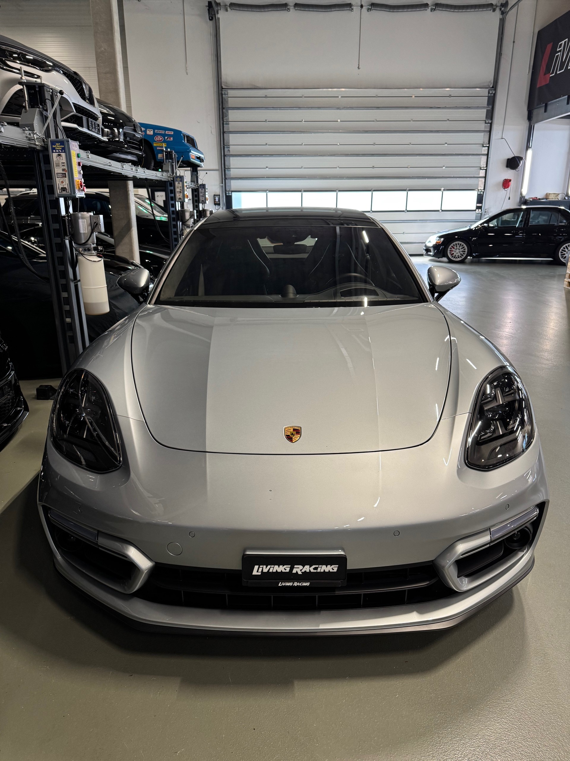 PORSCHE Panamera GTS PDK *PA 11.27*-image-4