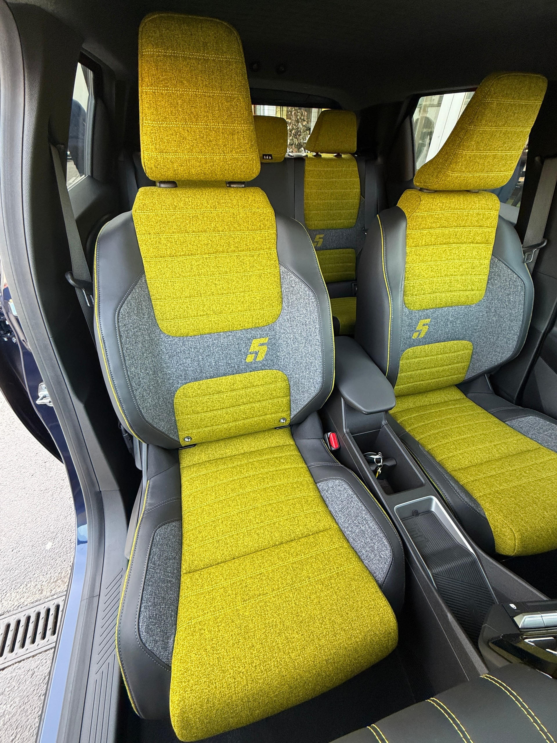 RENAULT R5 E-Tech Comfort Range 52 kWh Iconic Five-image-8