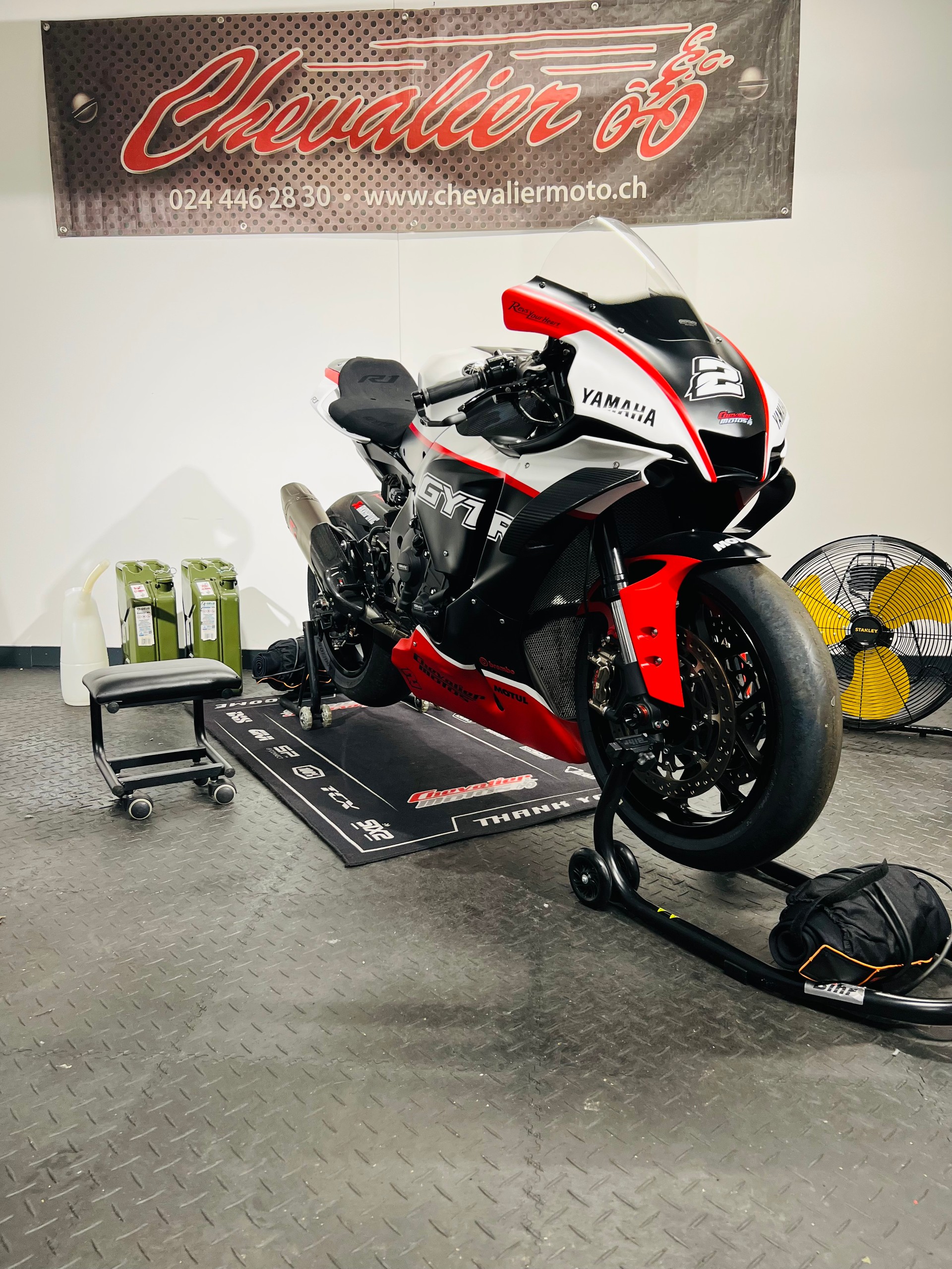 YAMAHA YZF-R1 ABS