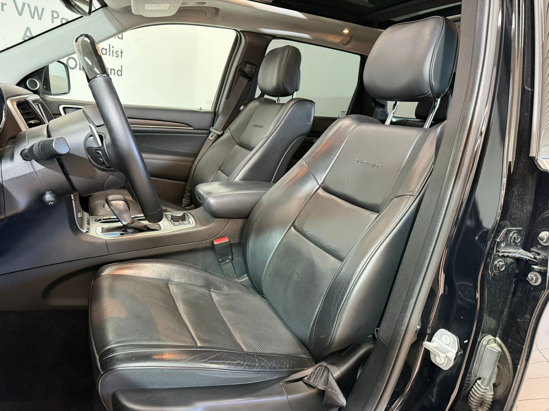 JEEP Grand Cherokee 3.0 CRD Summit Automatic-image-8