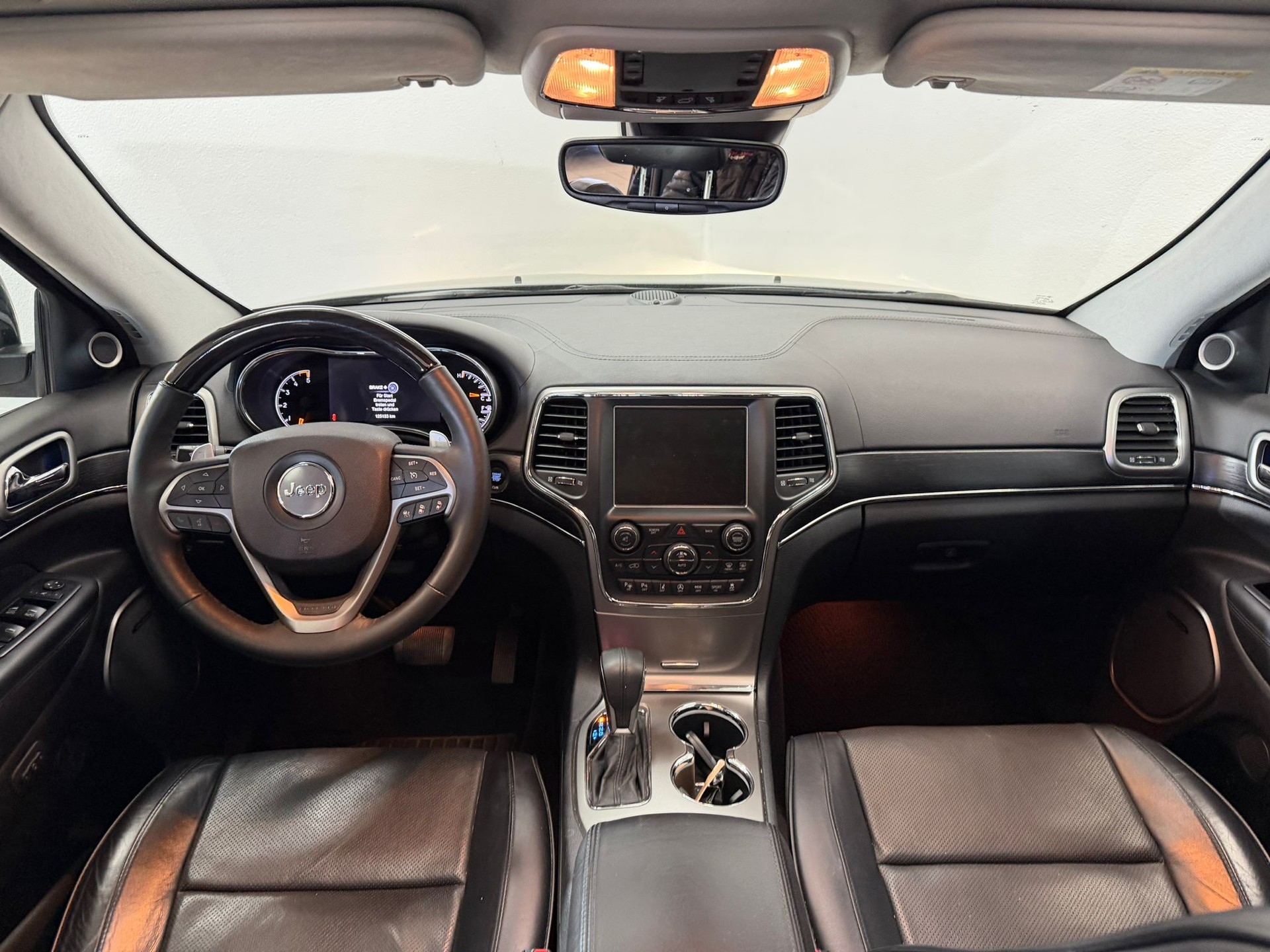 JEEP Grand Cherokee 3.0 CRD Summit Automatic-image-7