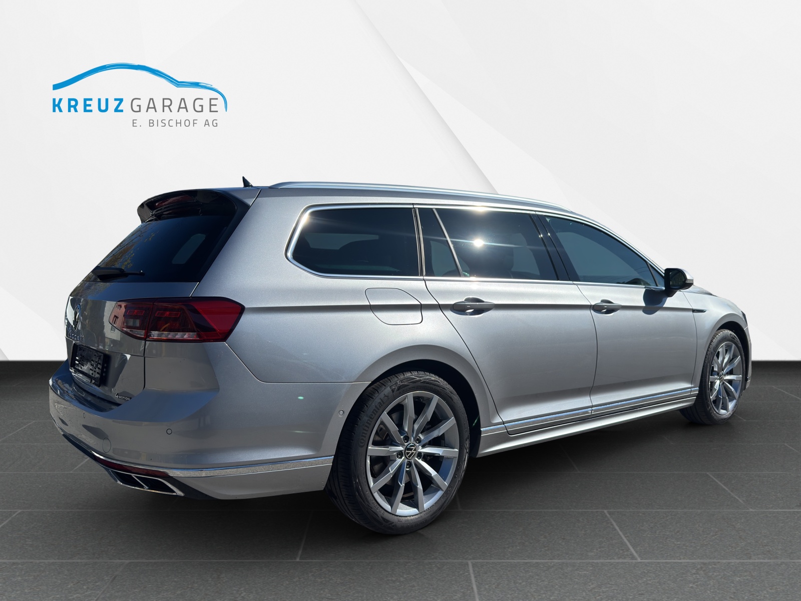 VW Passat Variant 2.0 TSI Elegance 4Motion DSG-image-4