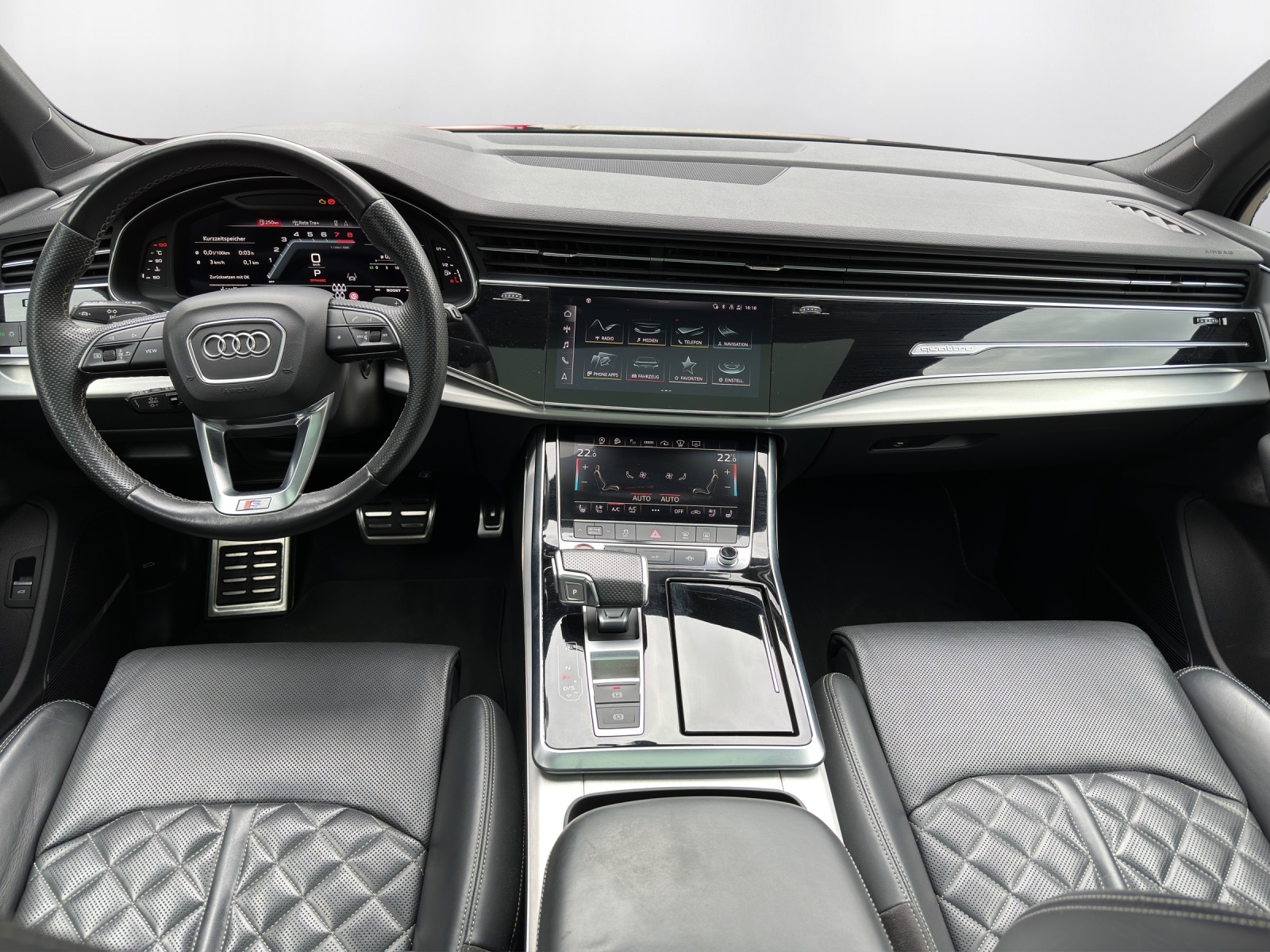 AUDI SQ7 TFSI quattro tiptronic-image-6