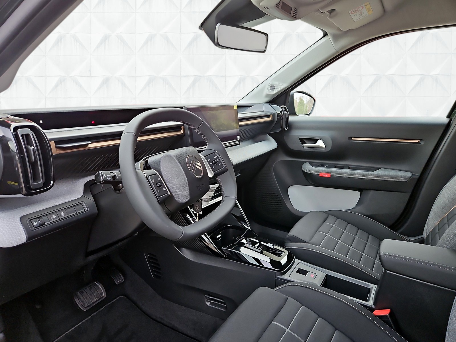 CITROEN e-C3 Aircross 54kWh Plus-image-8