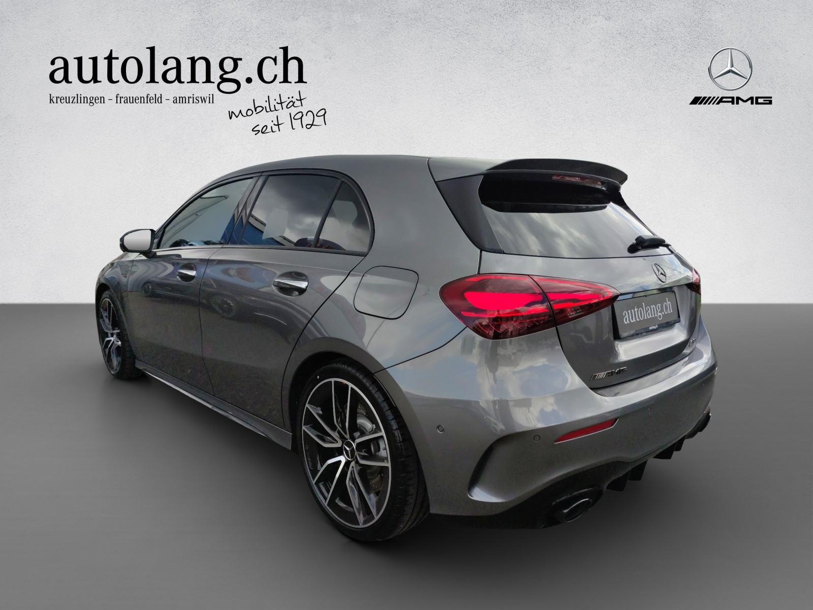 MERCEDES-BENZ A 35 AMG 4Matic-image-3