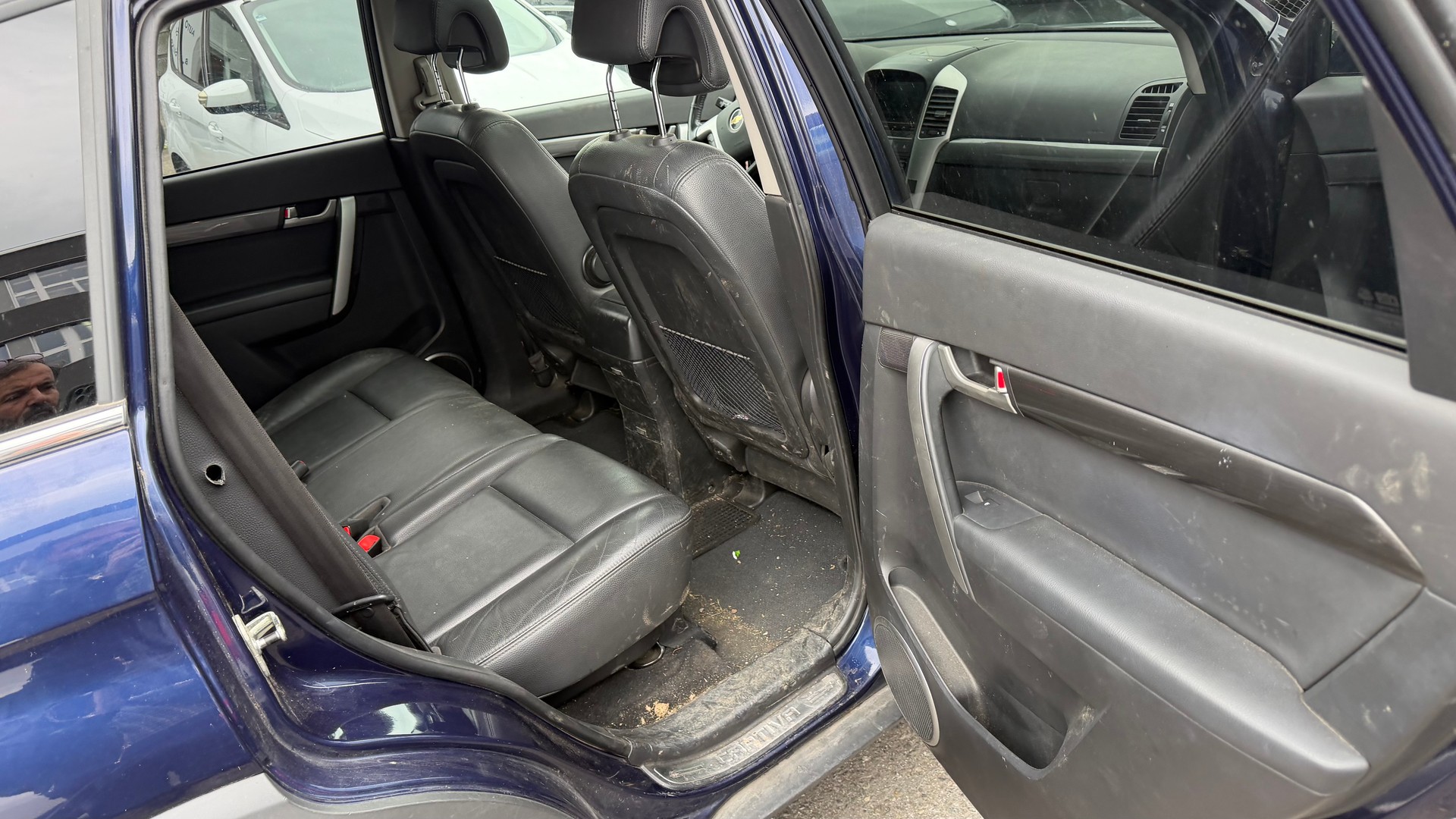 CHEVROLET Captiva 3.2 V6 LT Executive 4WD Automatic-image-9