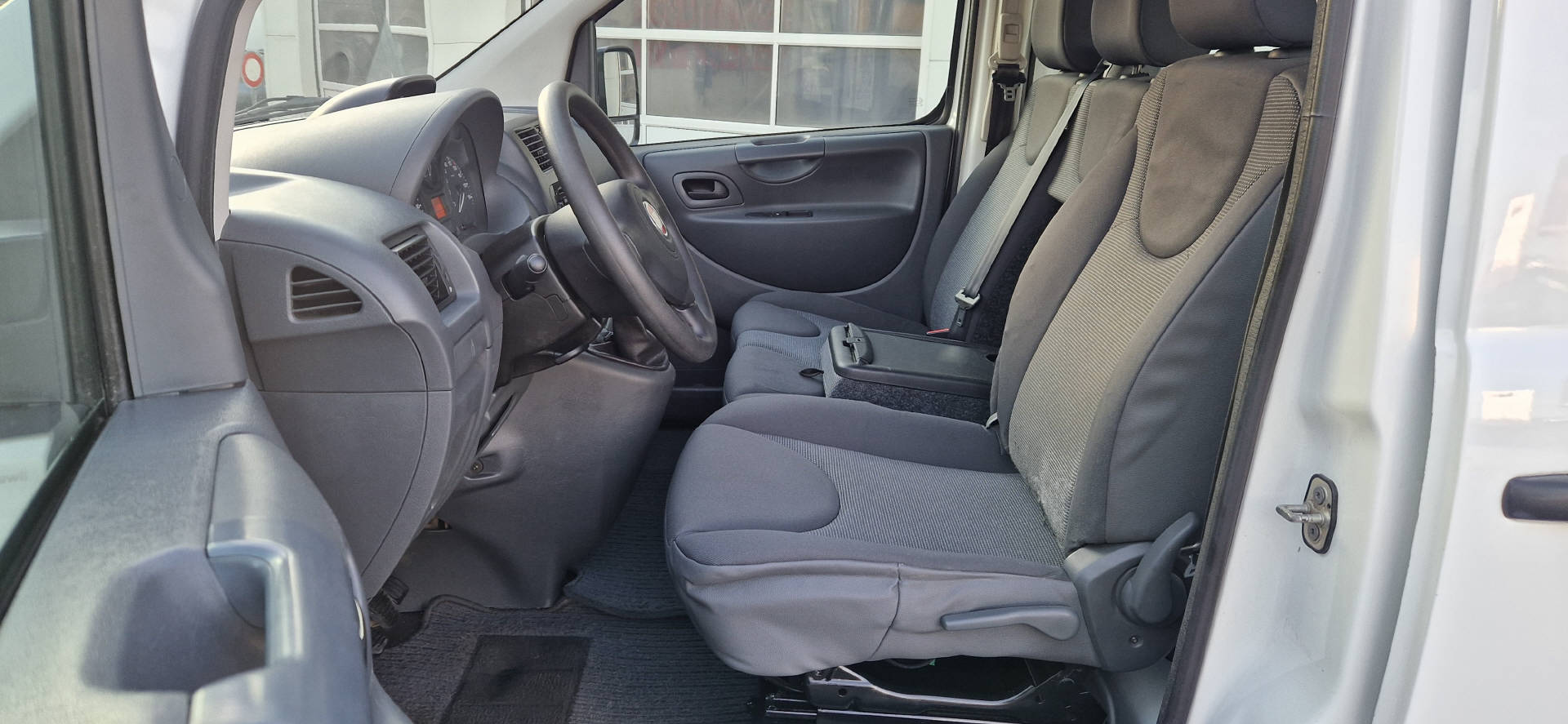 FIAT Scudo Kaw. verglast H1 2.0 MJ 130 Comfort-image-4