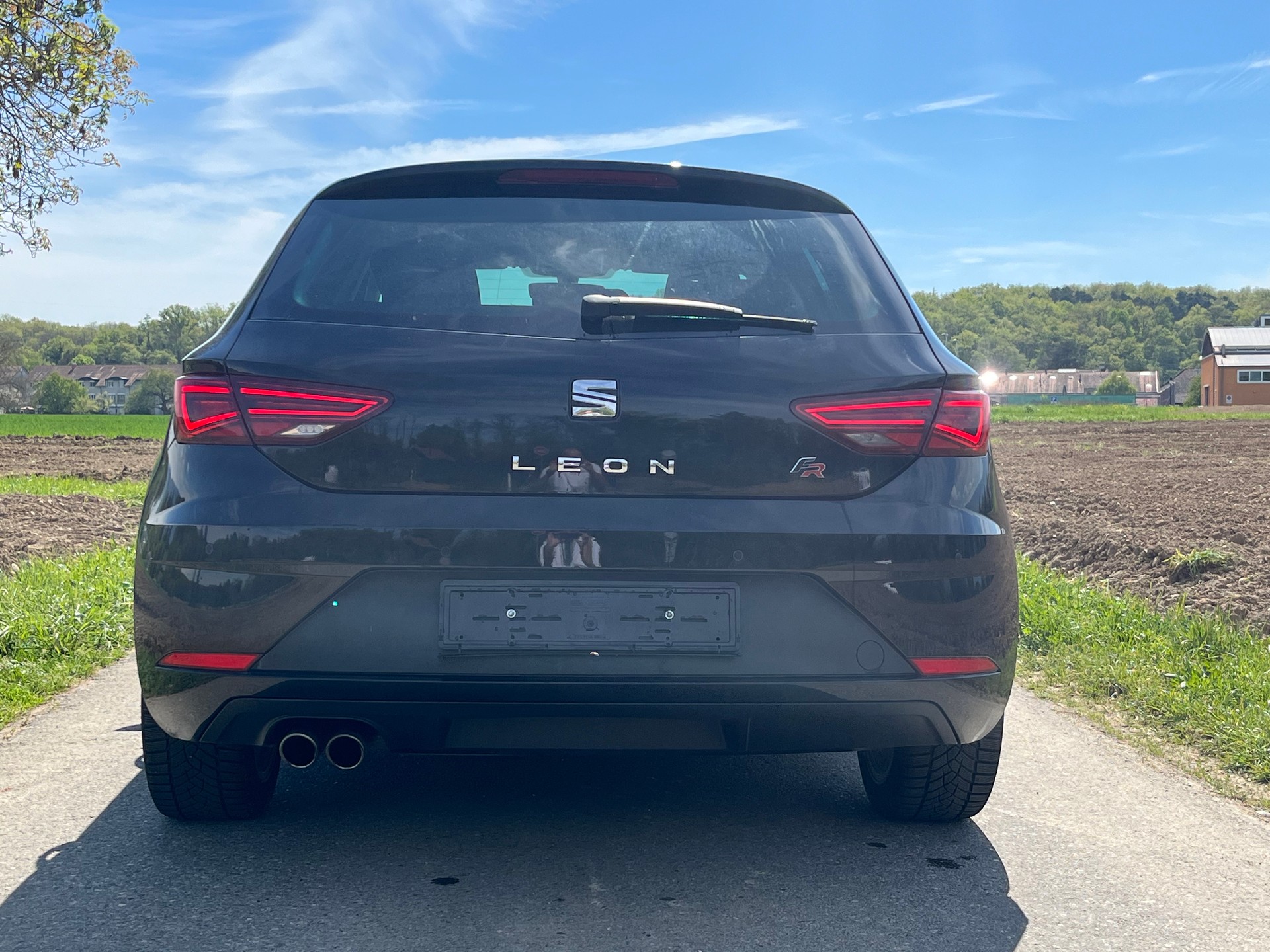 SEAT Leon 1.4 TSI FR DSG-image-9