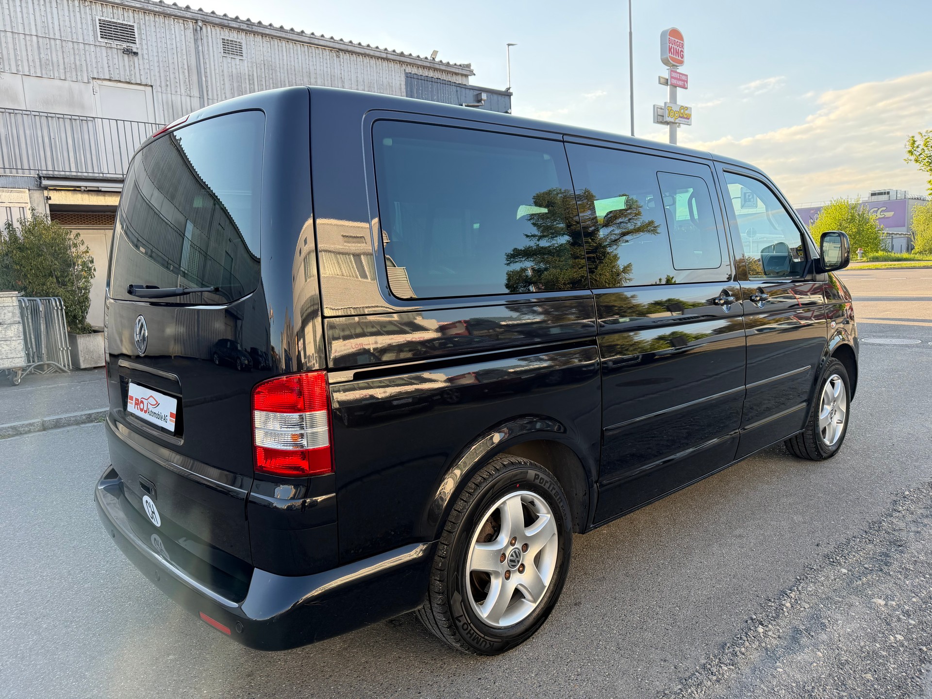 VW T5 Multivan Highline 2.5 TDI-image-4