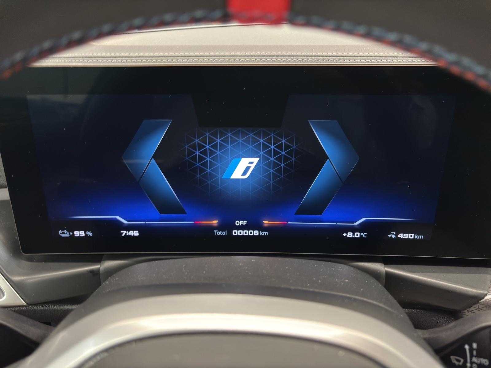 BMW i4 M60-image-11