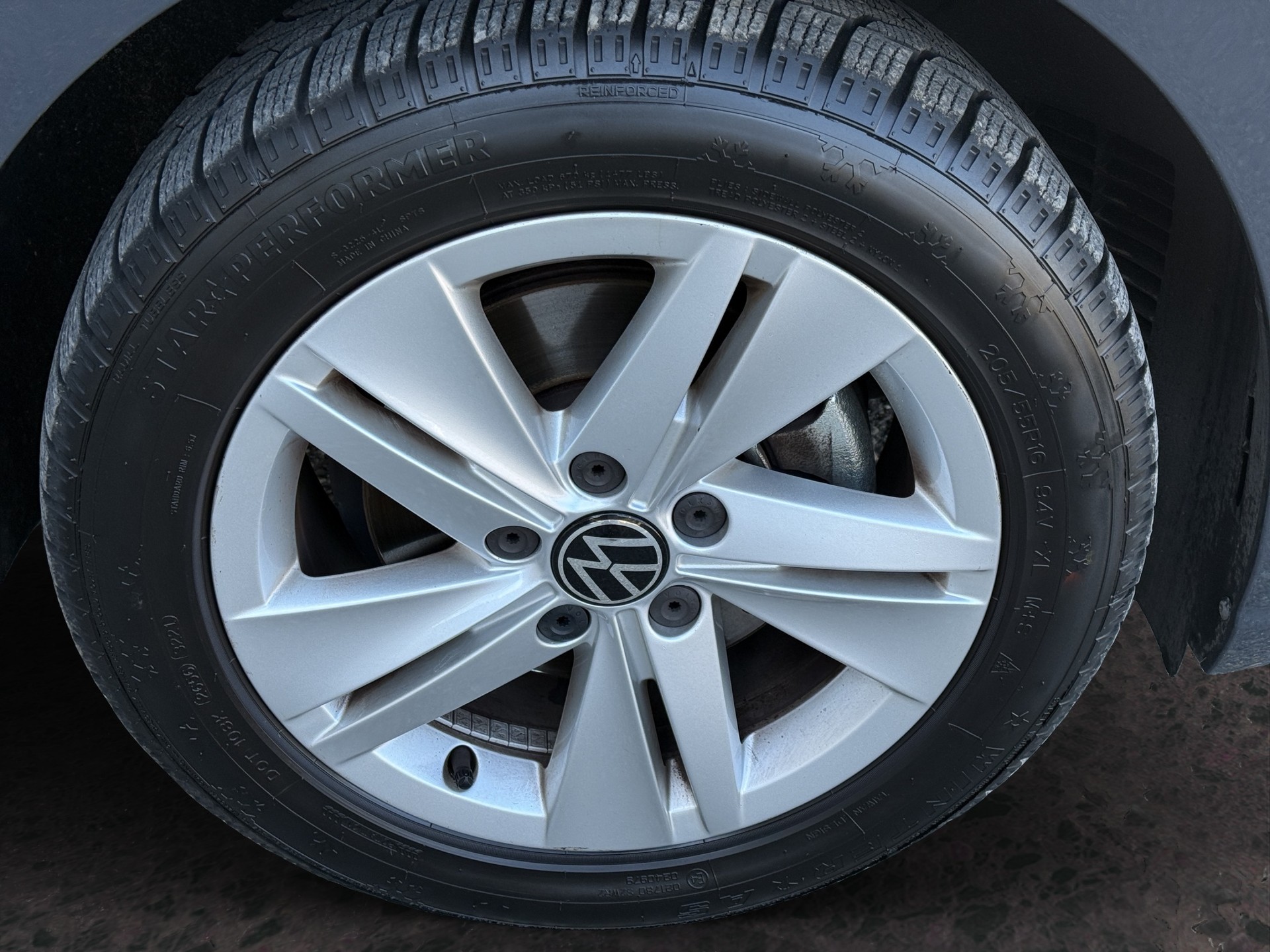 VW Golf 1.0 eTSI mHEV ACTLife DSG-image-11
