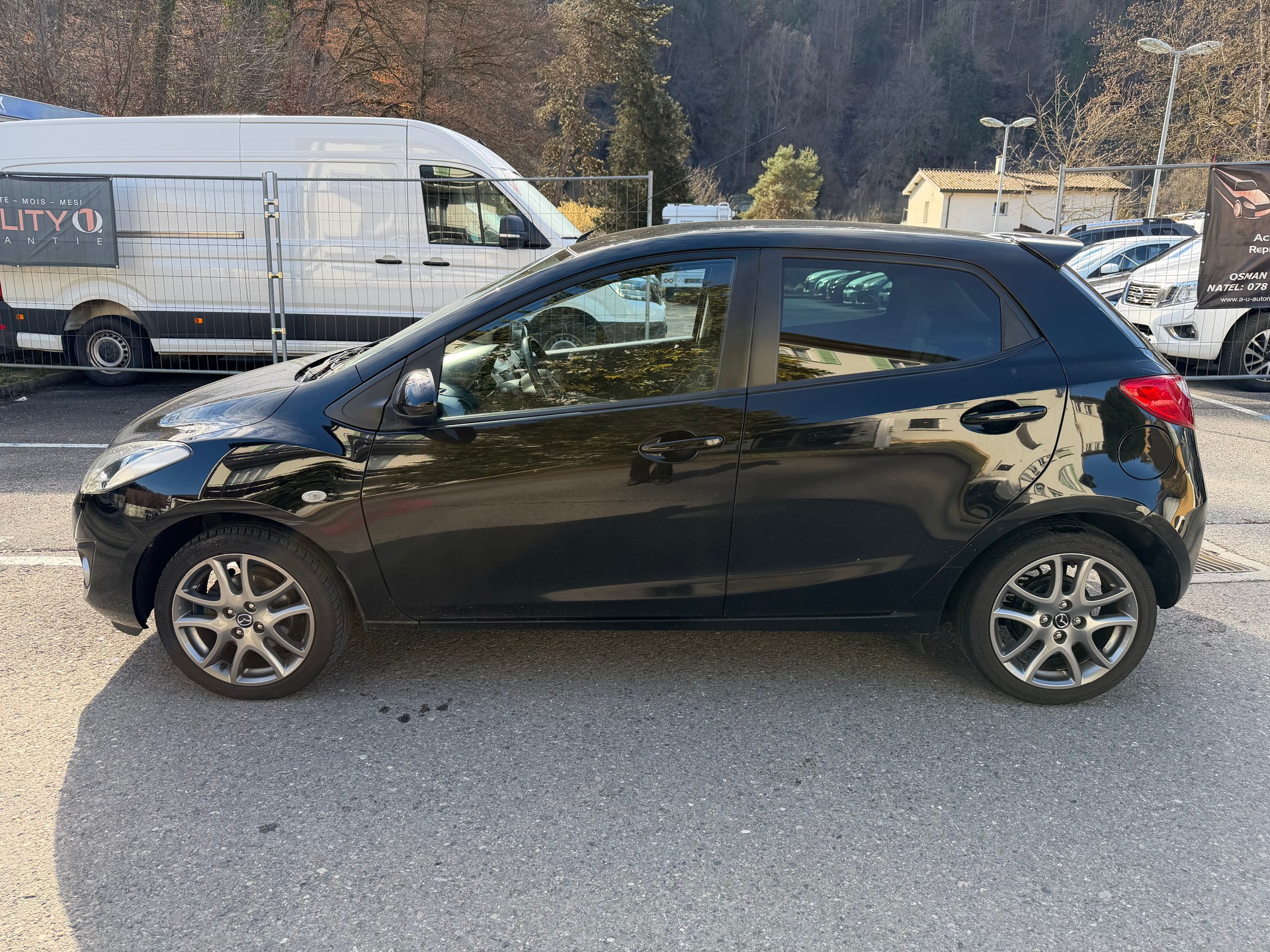 MAZDA 2 1.3i 16V Exclusive-image-2