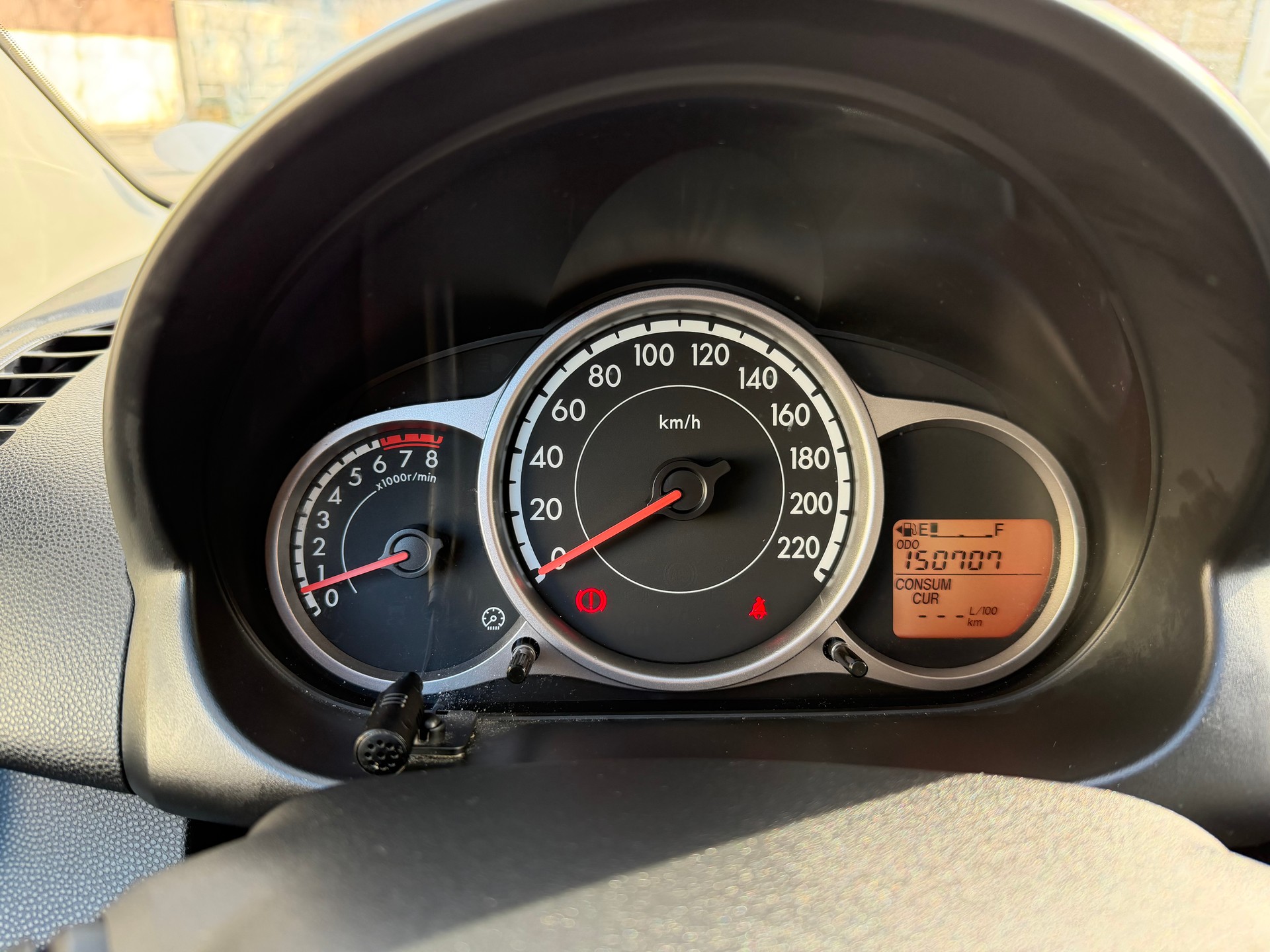 MAZDA 2 1.3i 16V Exclusive-image-25