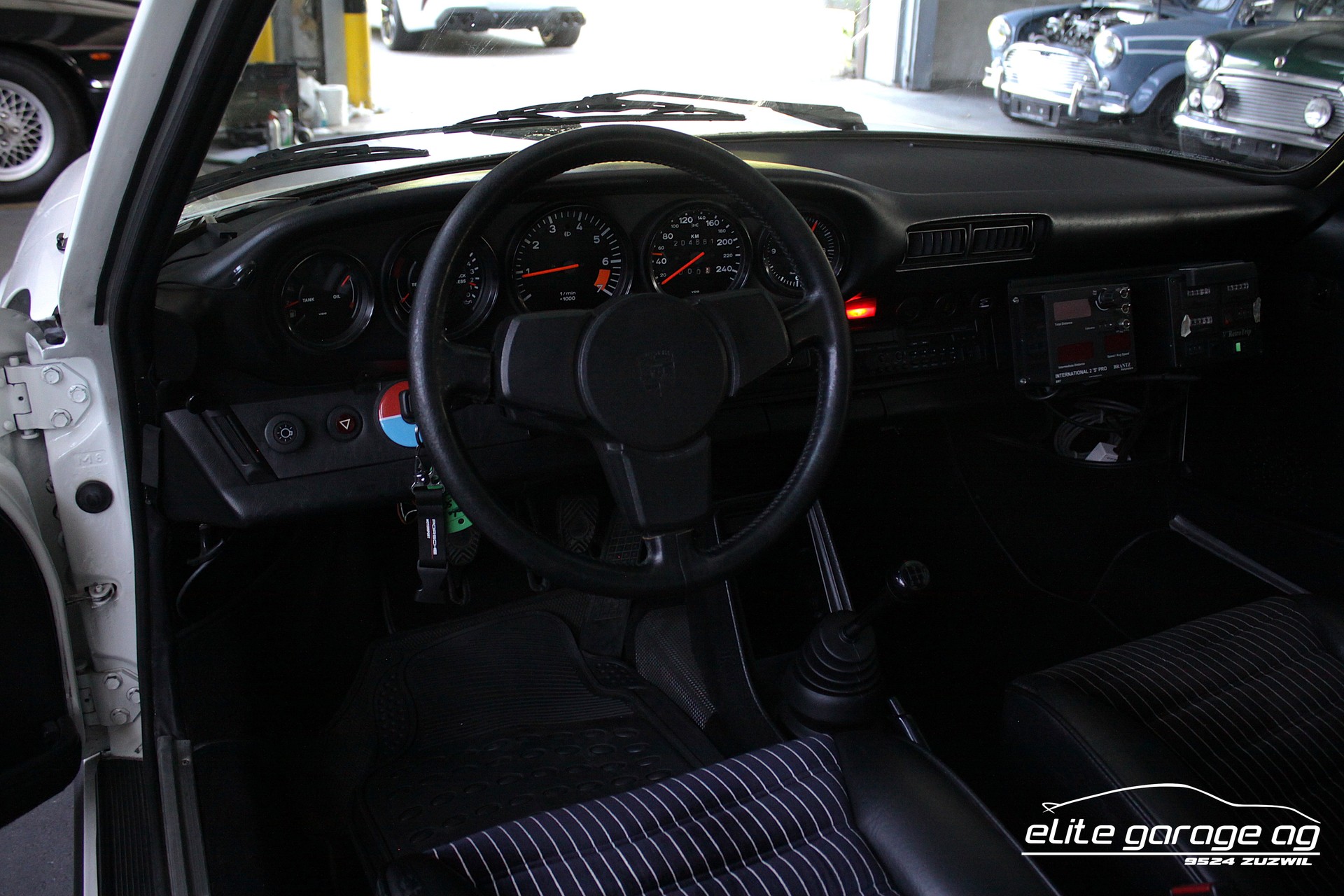 PORSCHE 911 SC 3.0 VETERANENGEPRÜFT-image-13