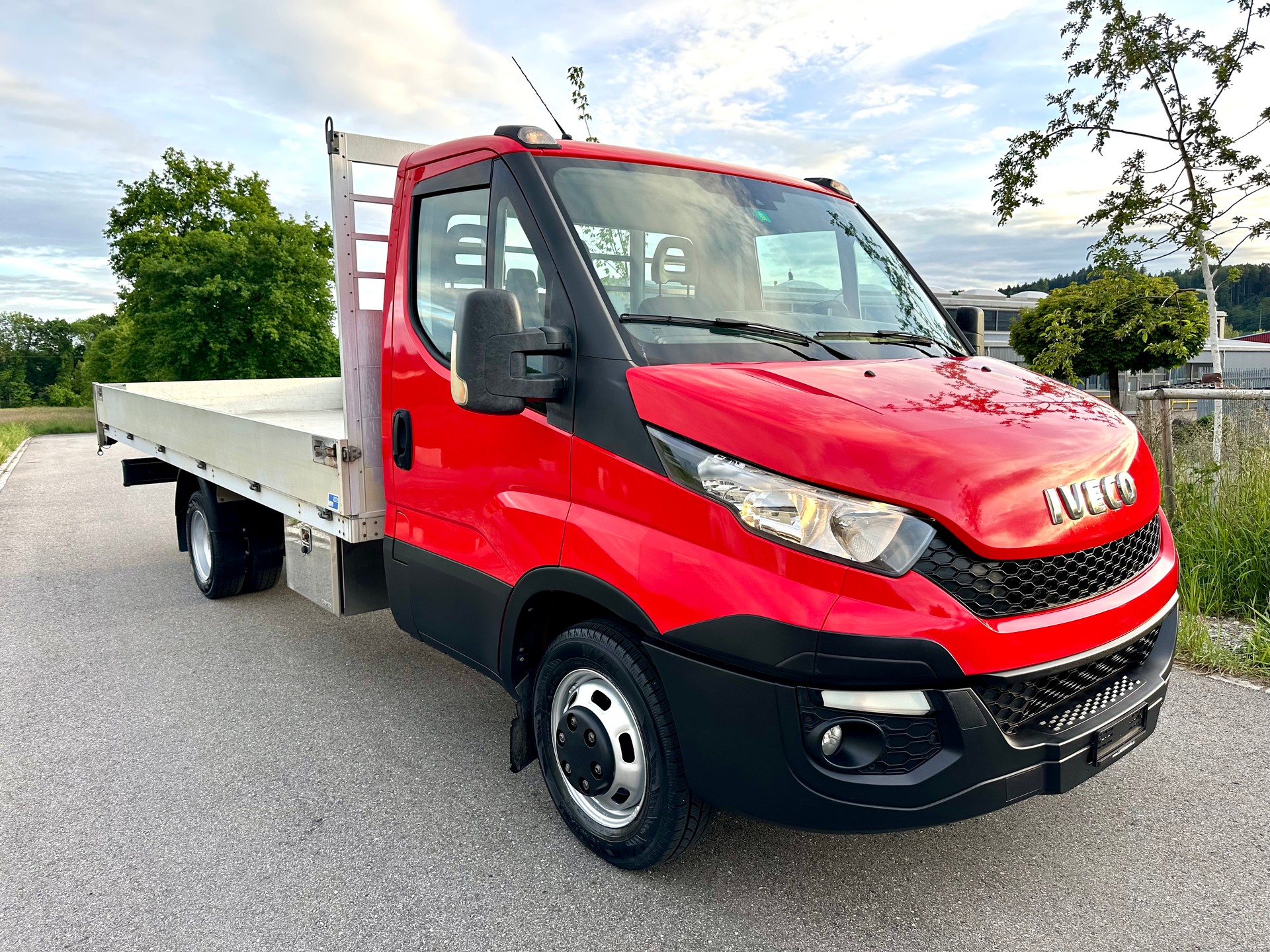 IVECO 35C17-image-2