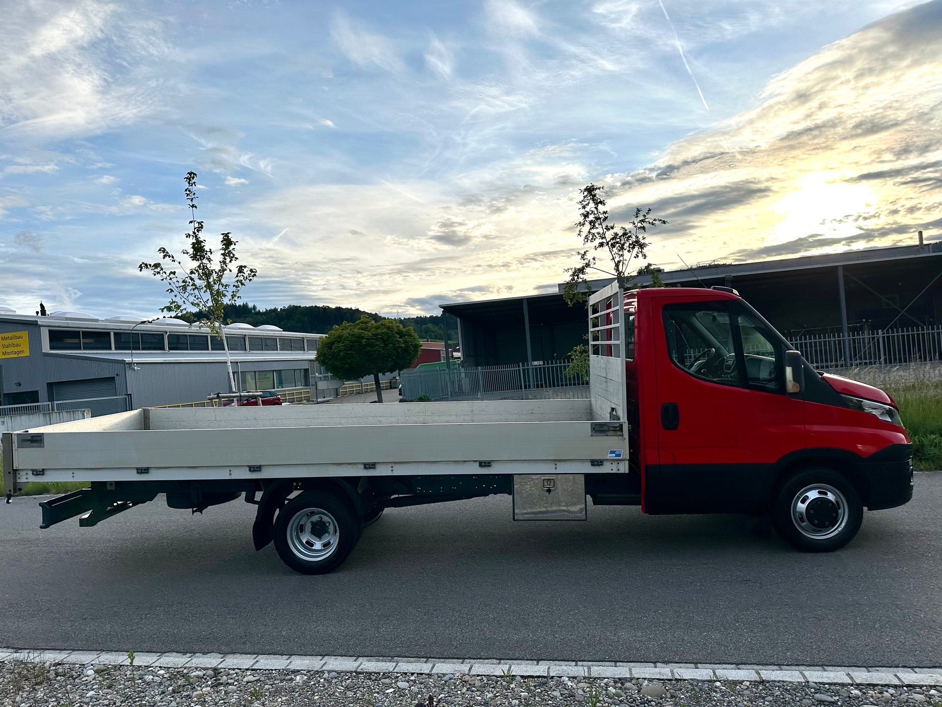 IVECO 35C17-image-12