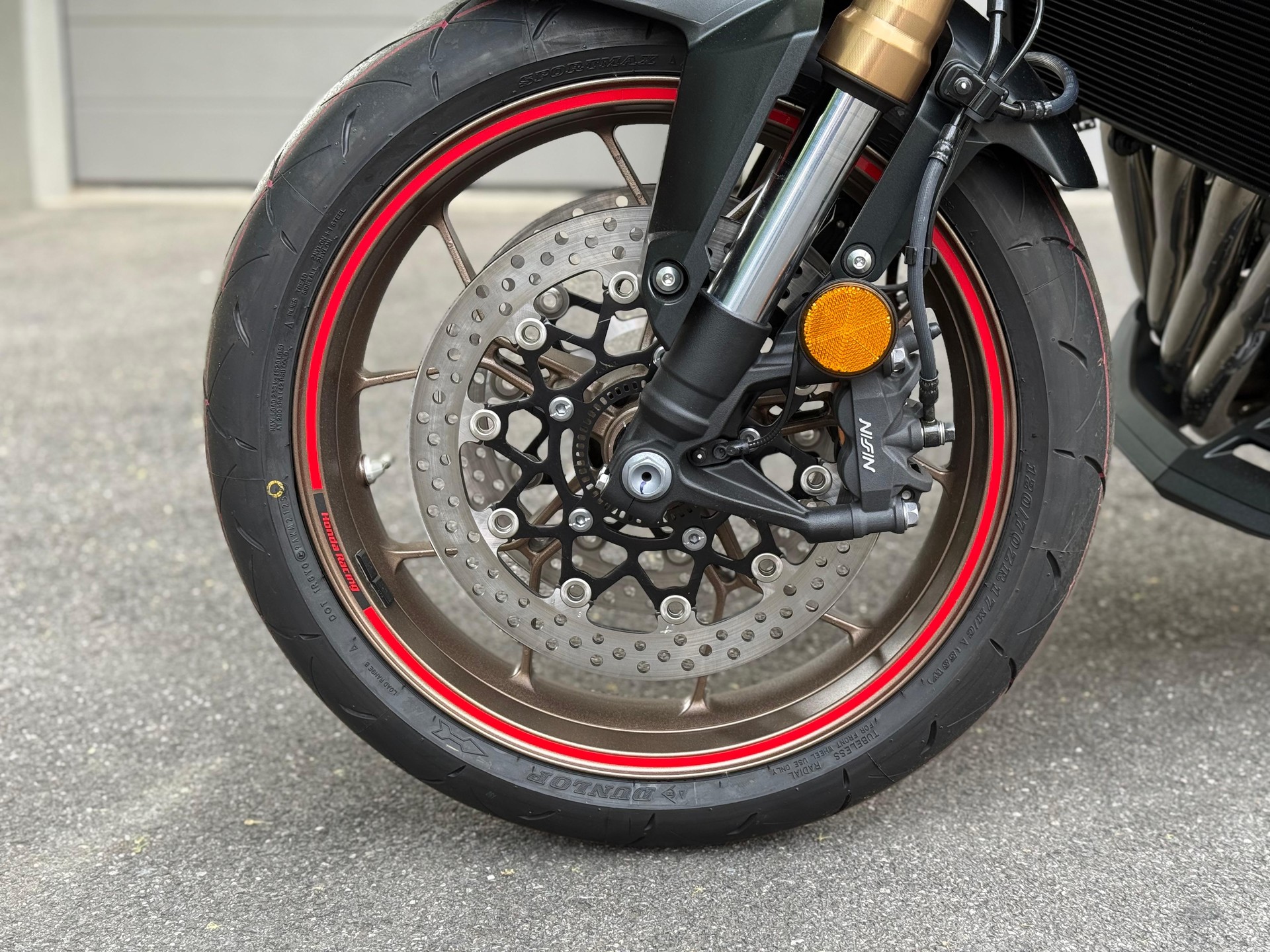 HONDA CB 650 R E-Clutch-image-12