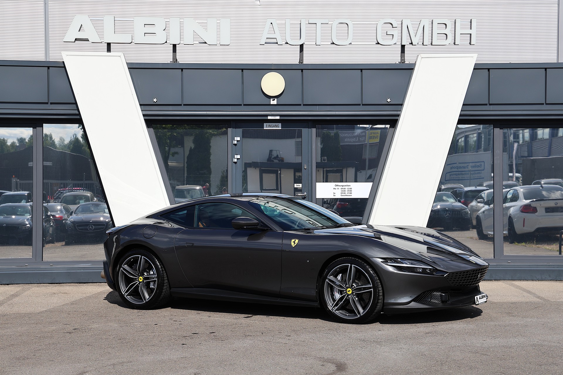 FERRARI Roma 3.9 V8 T CANNA DI FUCILE-showroom-element-3
