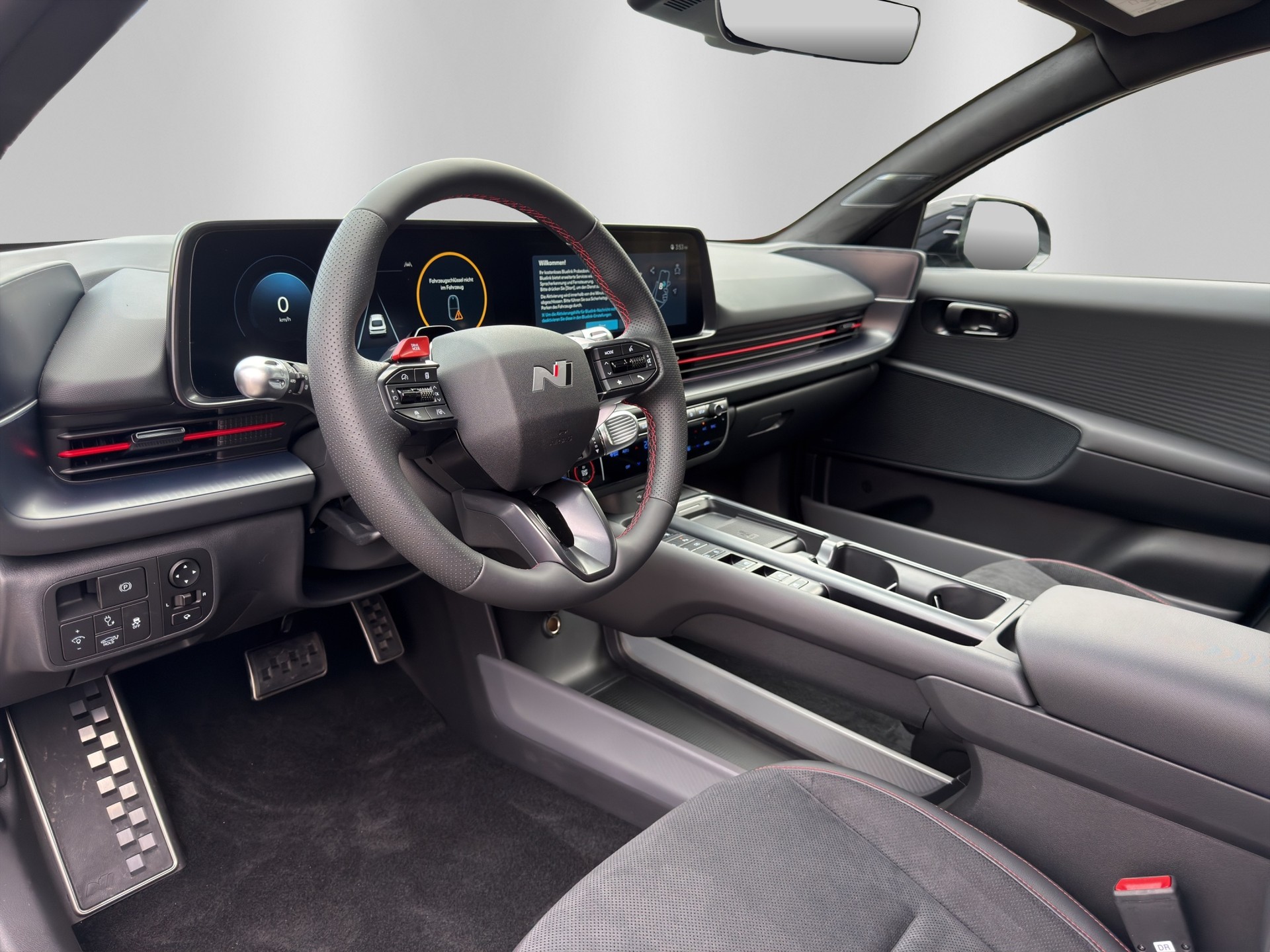 HYUNDAI IONIQ 6 4WD N Line 84 kWh Sunroof-image-13