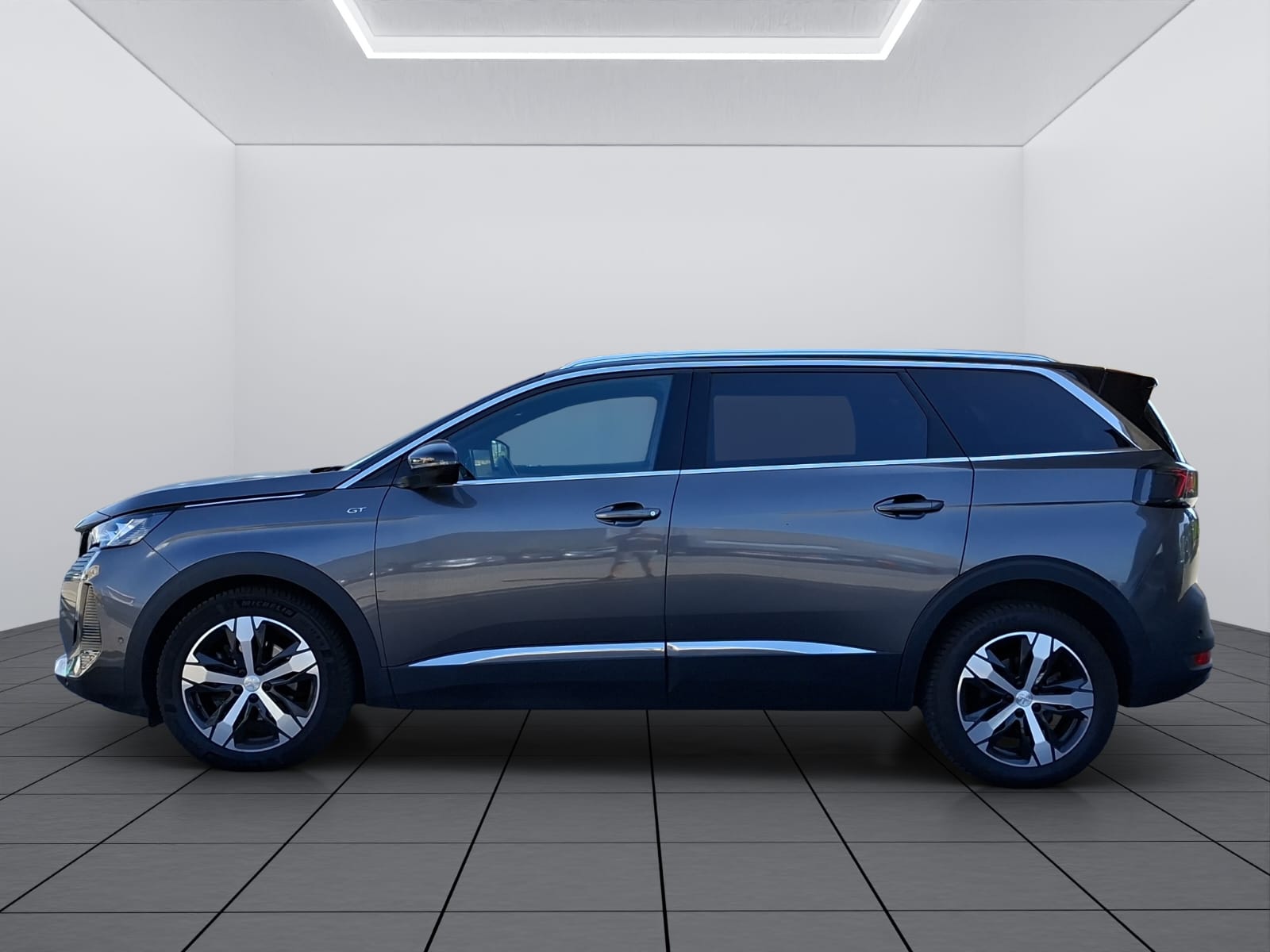 PEUGEOT 5008 1.5 BlueHDi GT EAT8-showroom-element-3