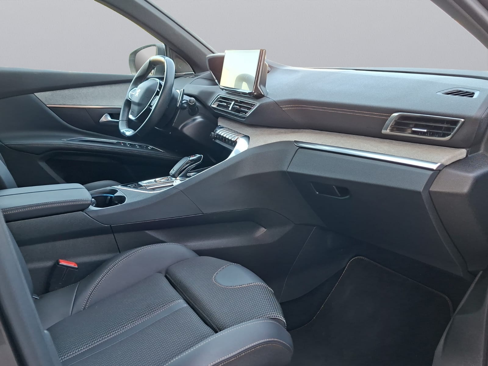 PEUGEOT 5008 1.5 BlueHDi GT EAT8-image-13