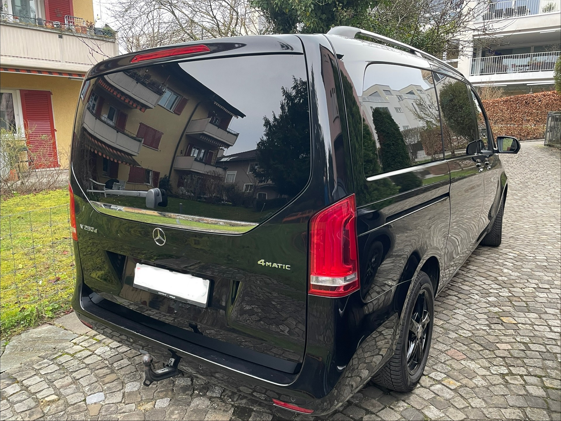 MERCEDES-BENZ V 250 d Trend lang 4matic-image-3