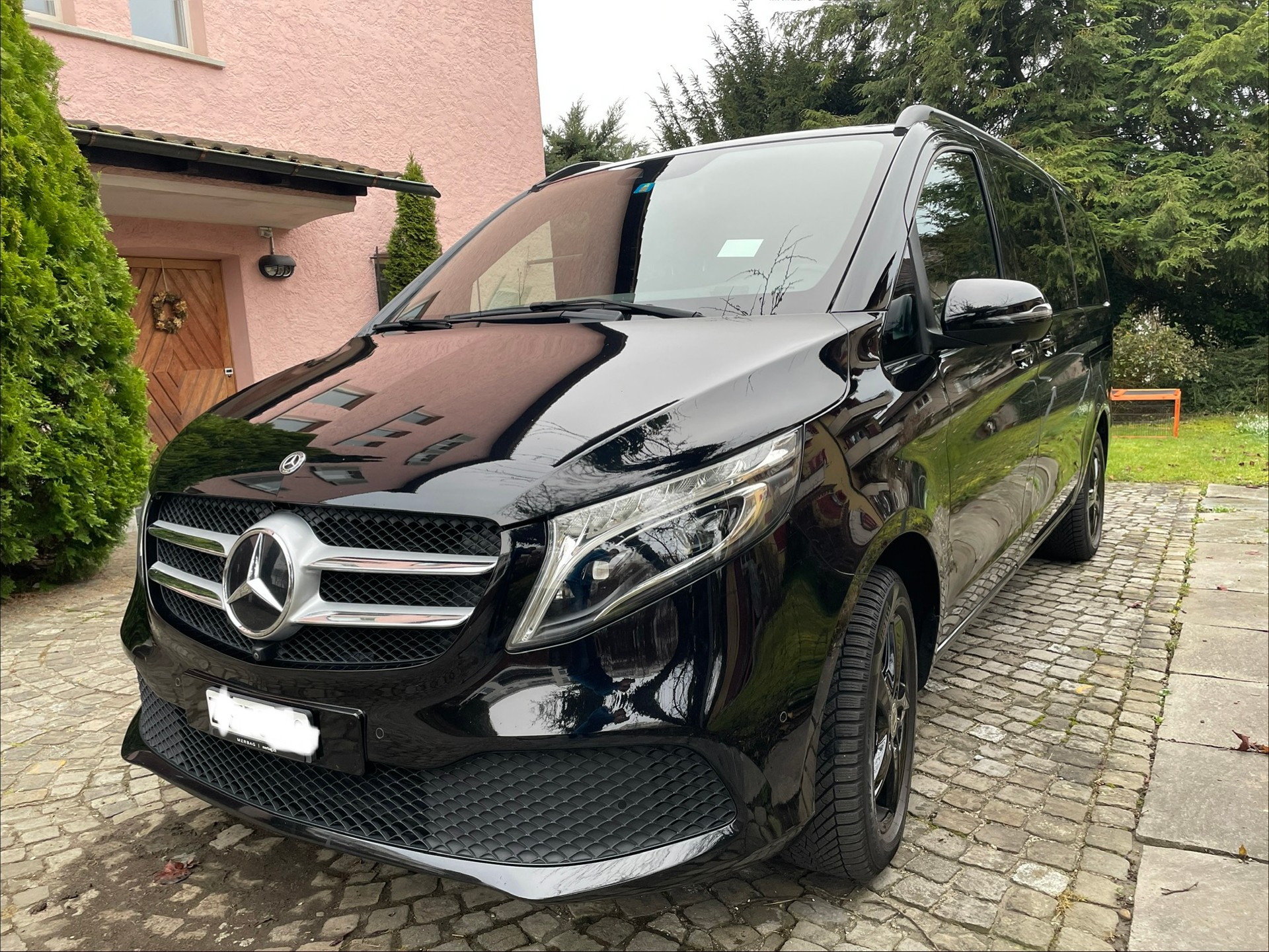 MERCEDES-BENZ V 250 d Trend lang 4matic-image-1
