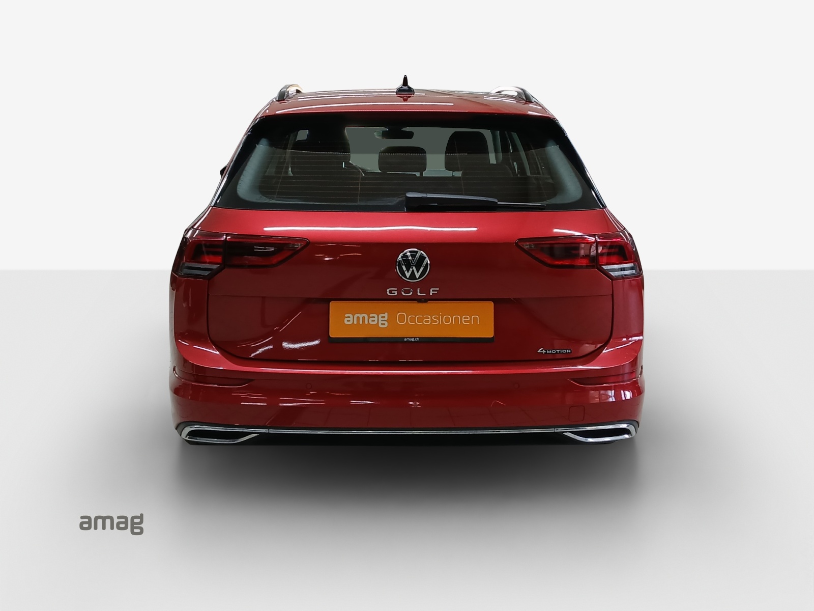 VW Golf Variant 2.0 TSI Style DSG 4Motion-image-3