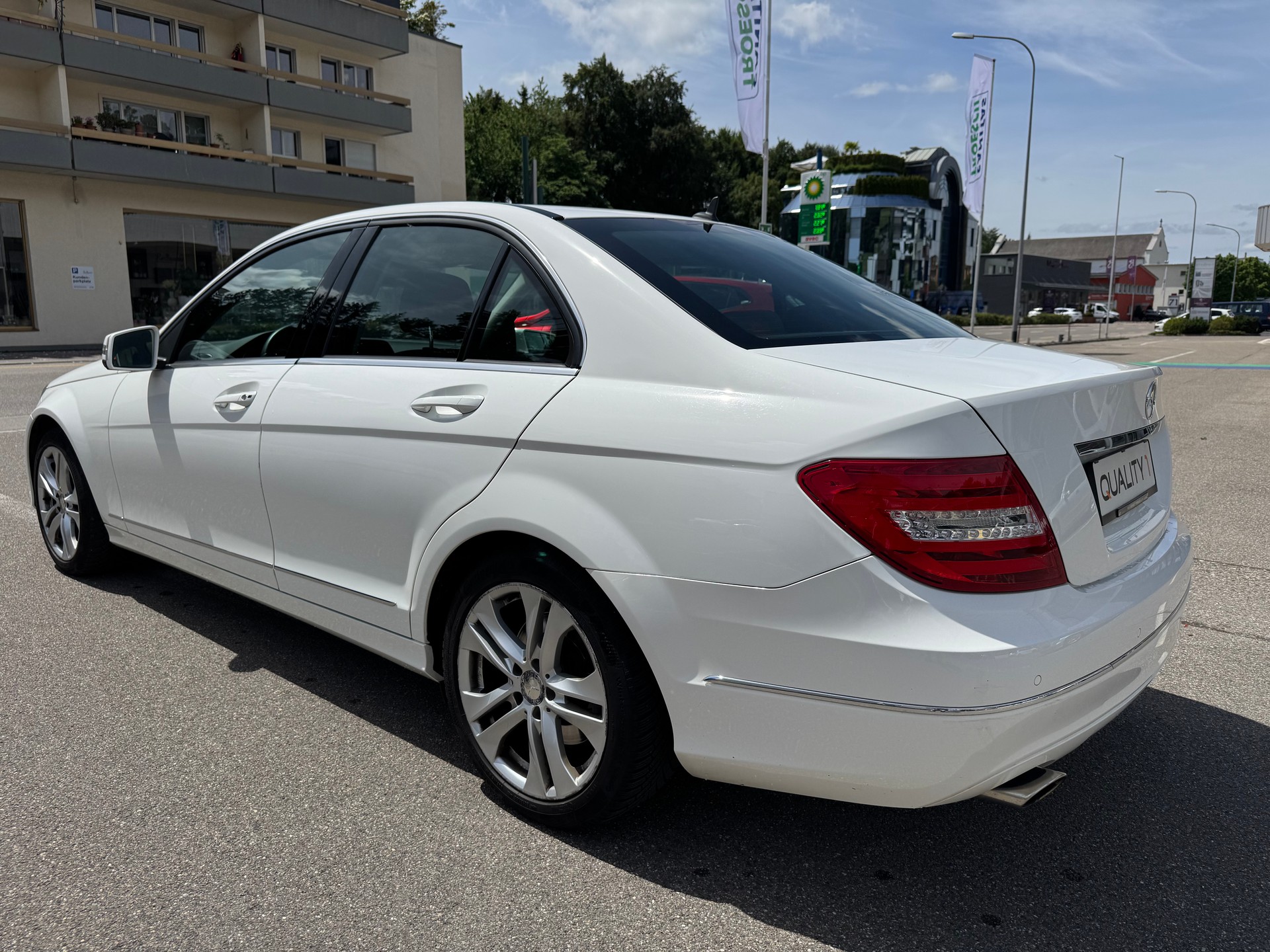 MERCEDES-BENZ C 350 Avantgarde 4Matic 7G-Tronic-image-7