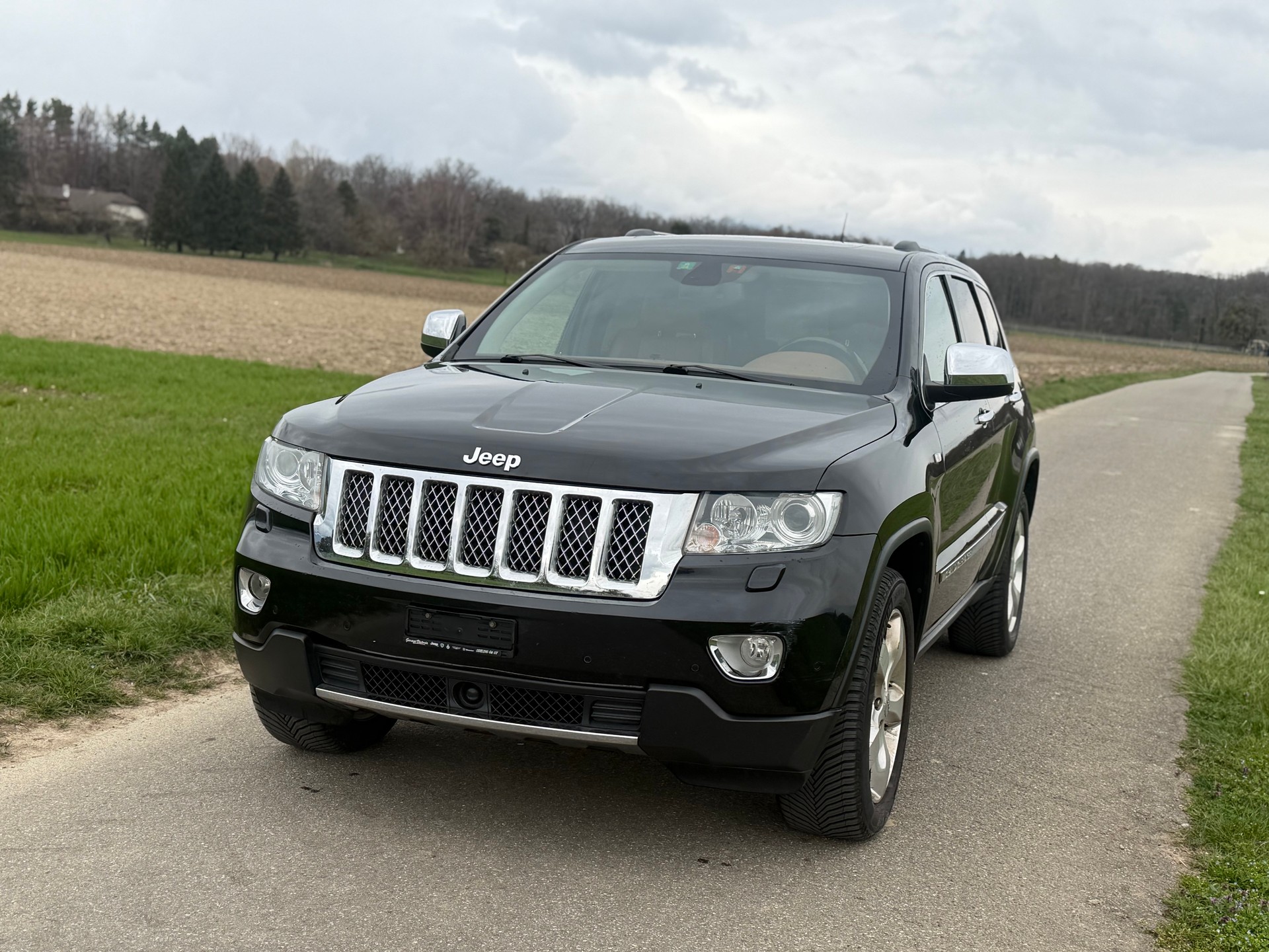JEEP Grand Cherokee 3.0 CRD Overland Automatic-image-0