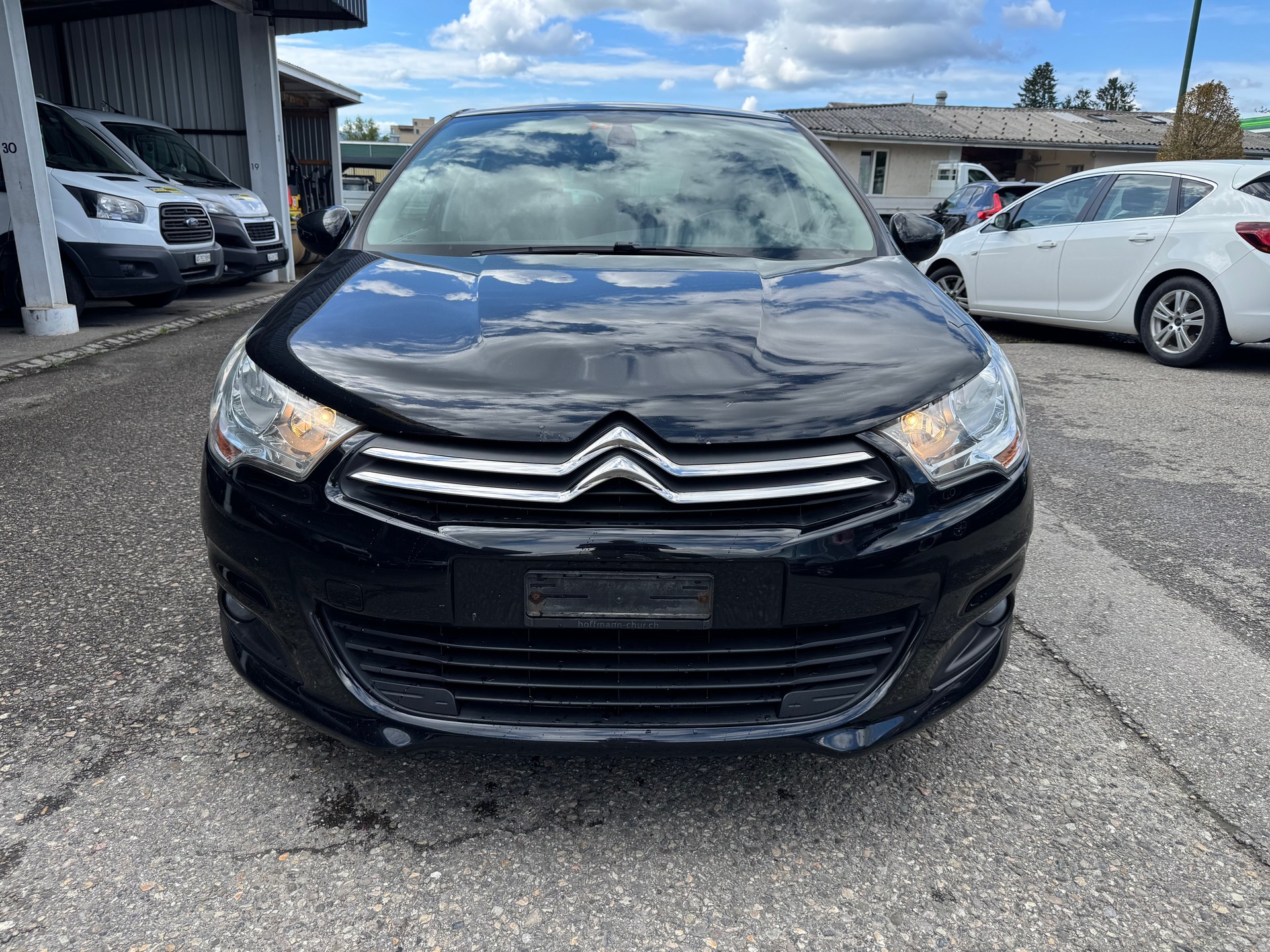 CITROEN C4 Berline 1.6 HDi Swiss Style-image-0