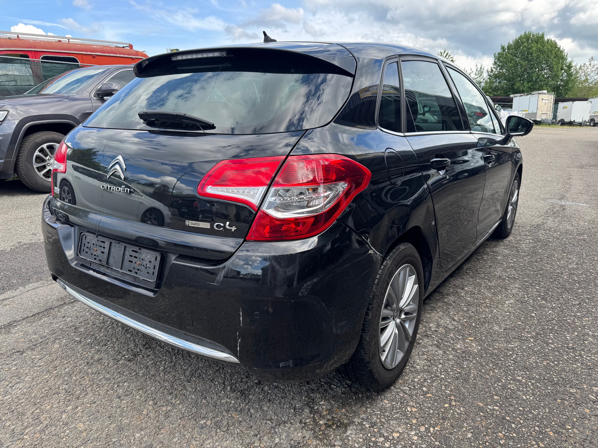 CITROEN C4 Berline 1.6 HDi Swiss Style-image-5