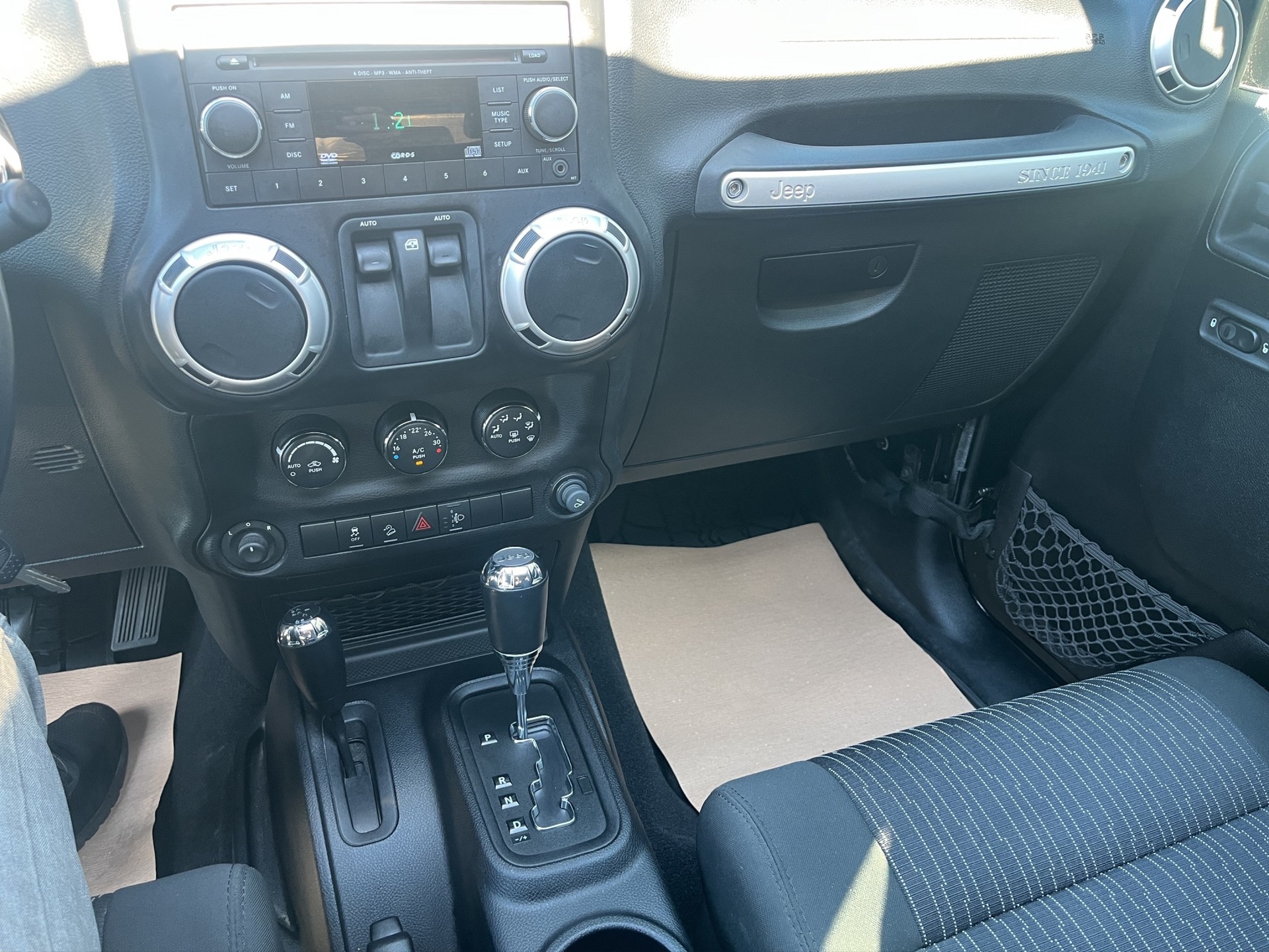 JEEP Wrangler 2.8 CRD Rubicon Automatic hardtop-image-10