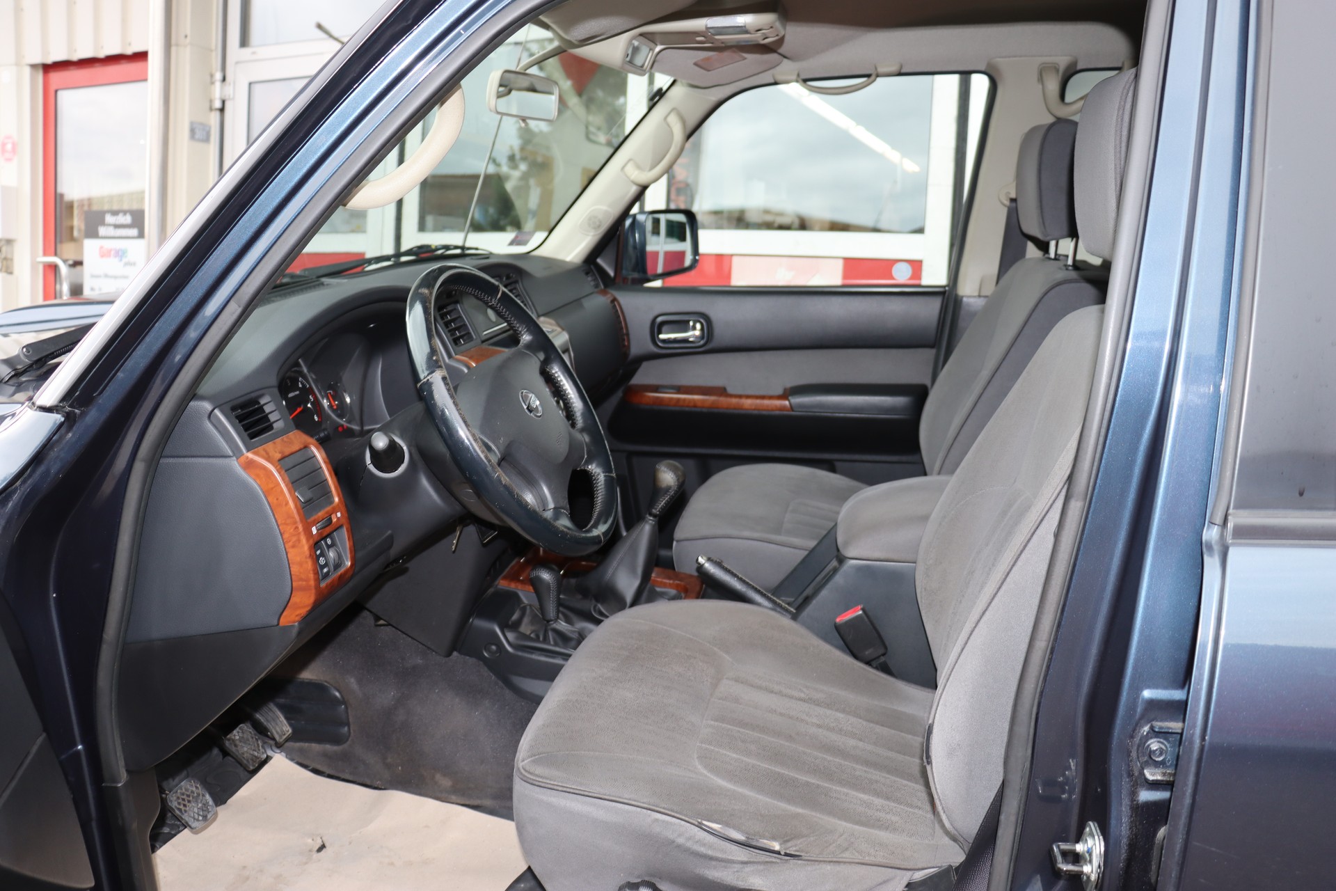 NISSAN Patrol 3.0 Di LE Wagon-image-10